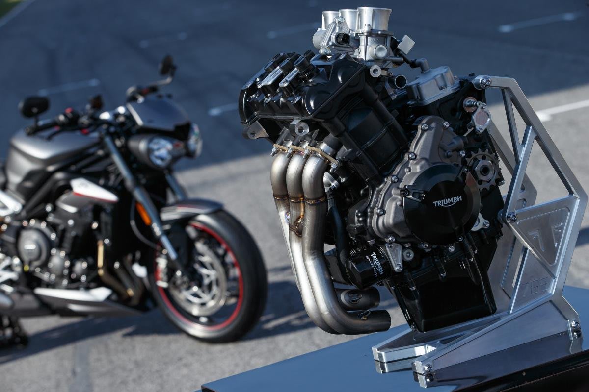 Ktm moto2 engine top