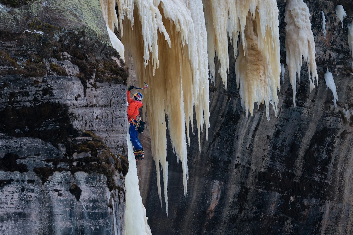 sasha-digiulian-ice-climbing