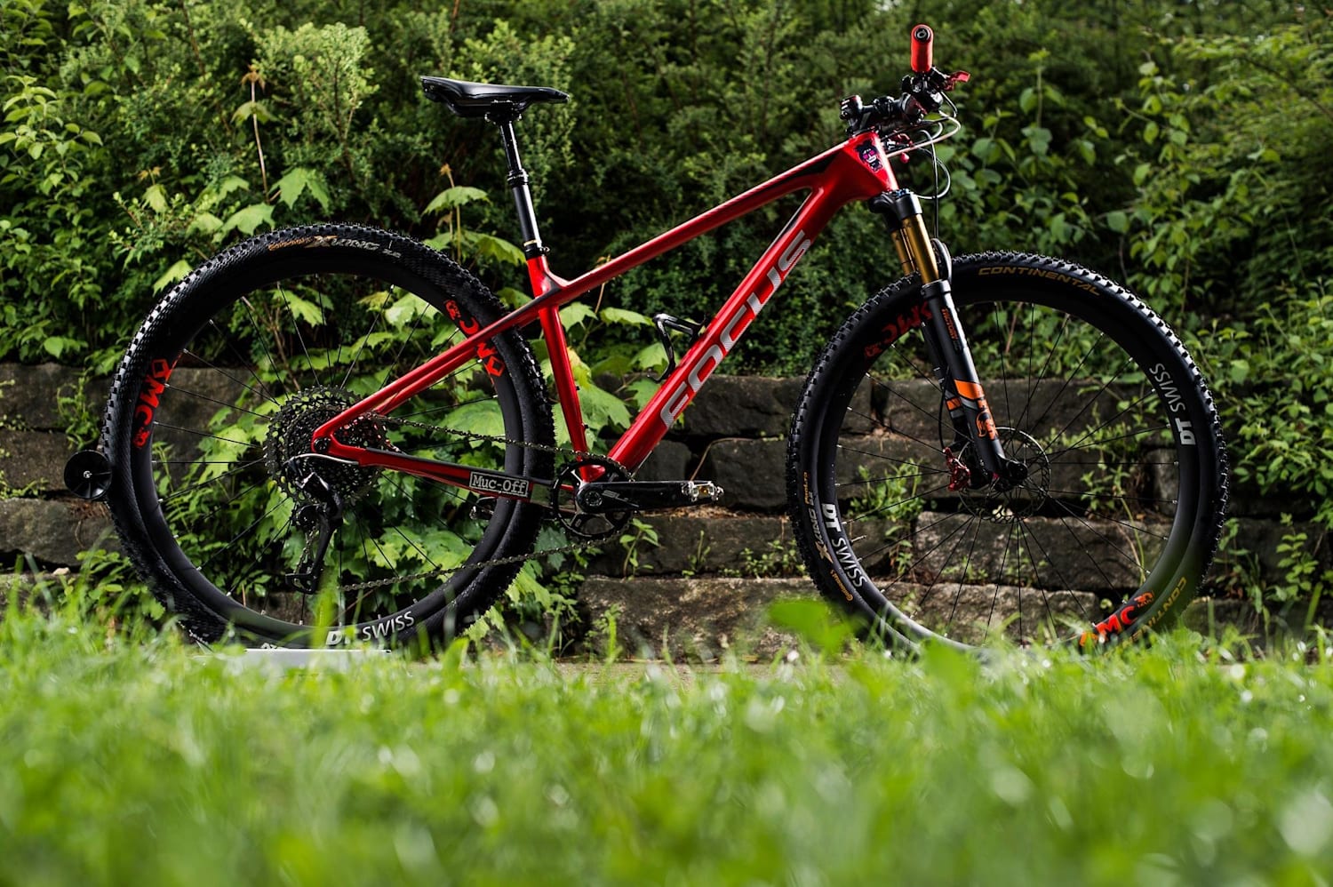 Linda Indergand's Focus Raven: Pro bike check +photos+