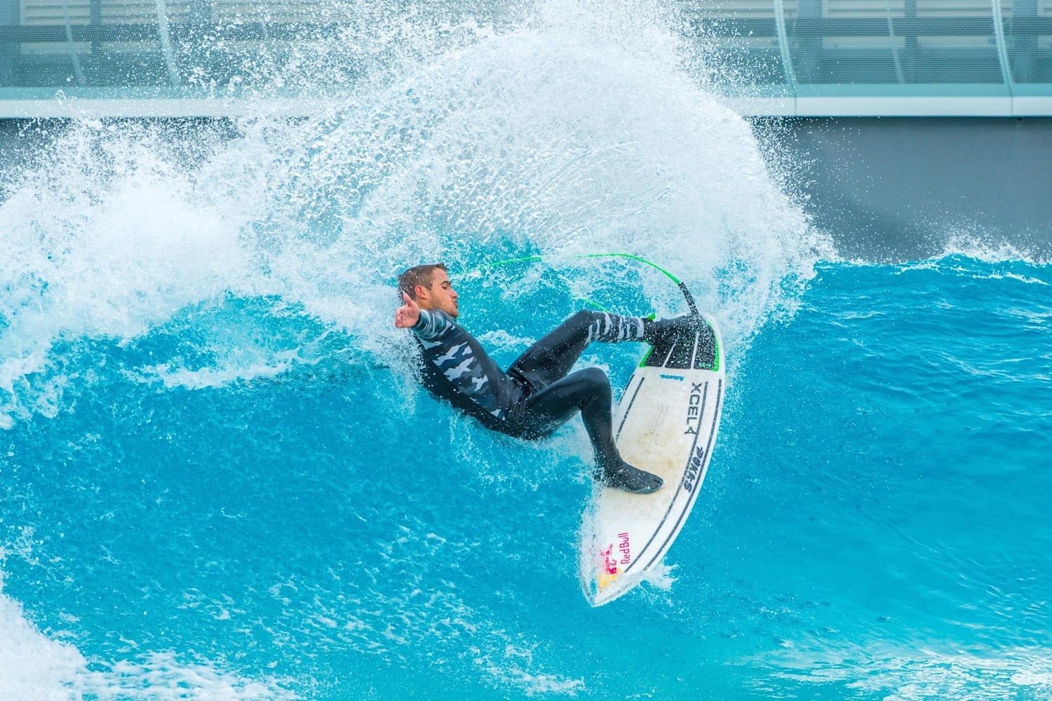 サーフィンクッキージャー ヴィンテージ サーフィン置物ビッグウェーブ