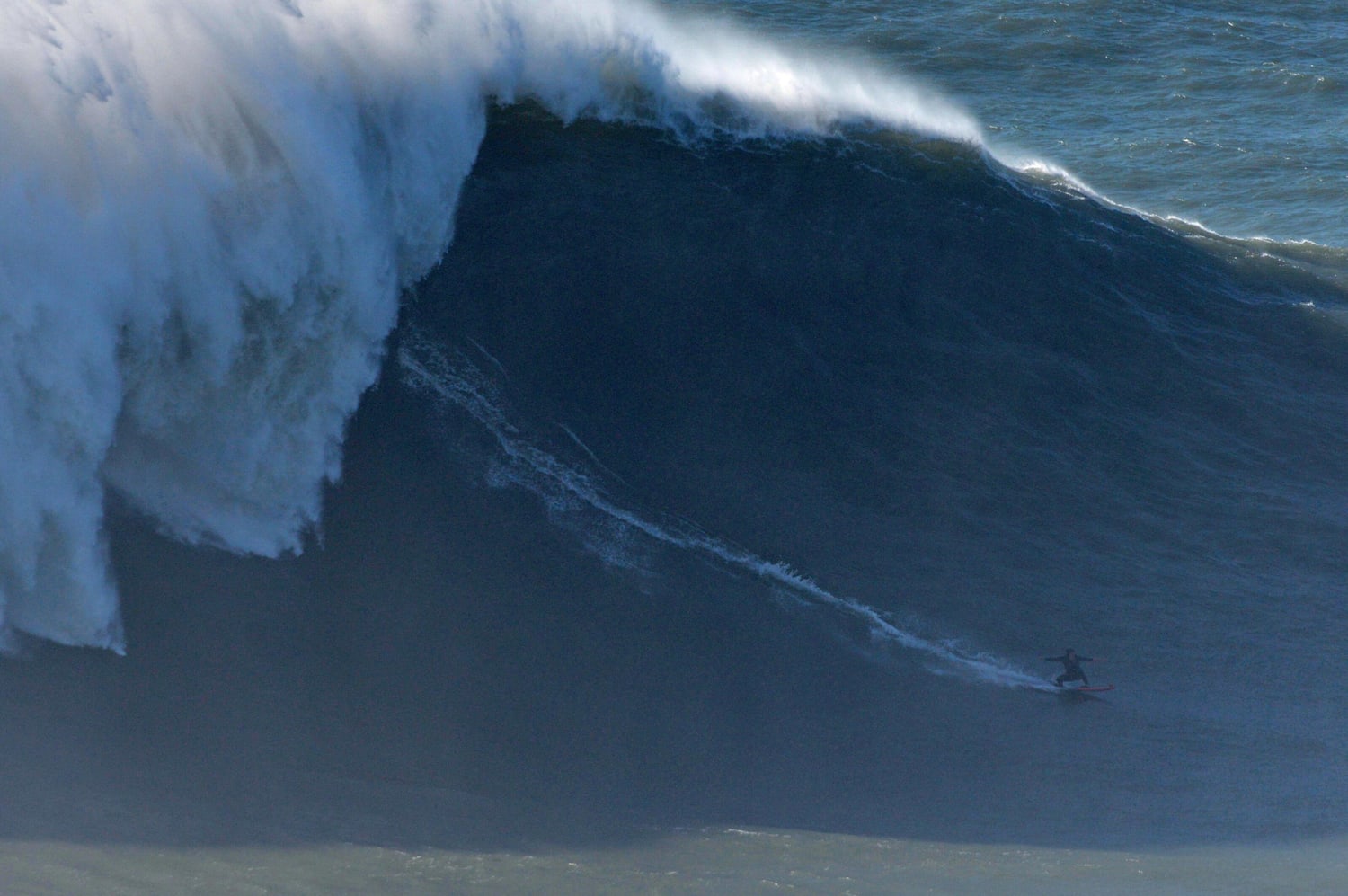 Justine dupont big wave top
