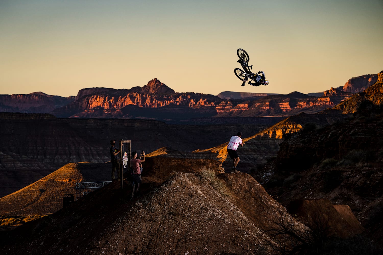 Highlights of the MTB action