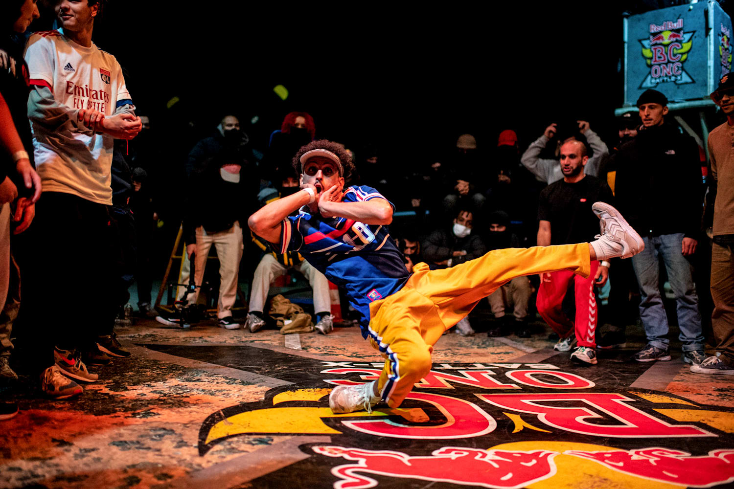 ブレイキン：伝統的ダンスとインターネットの影響 | カポエイラ