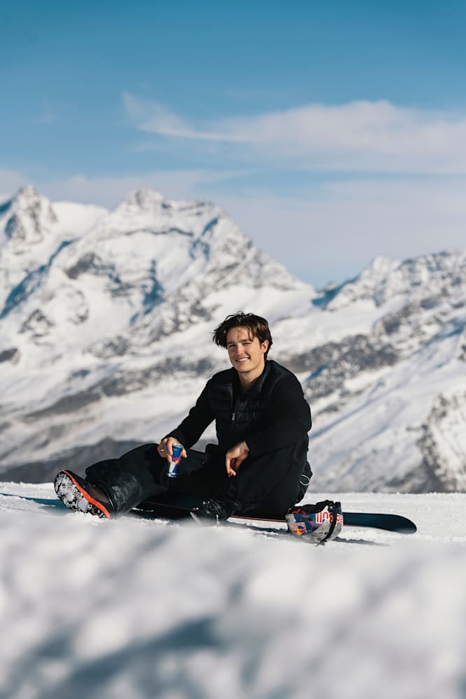 Glimpse/: Ride along with snowboarder Scotty James