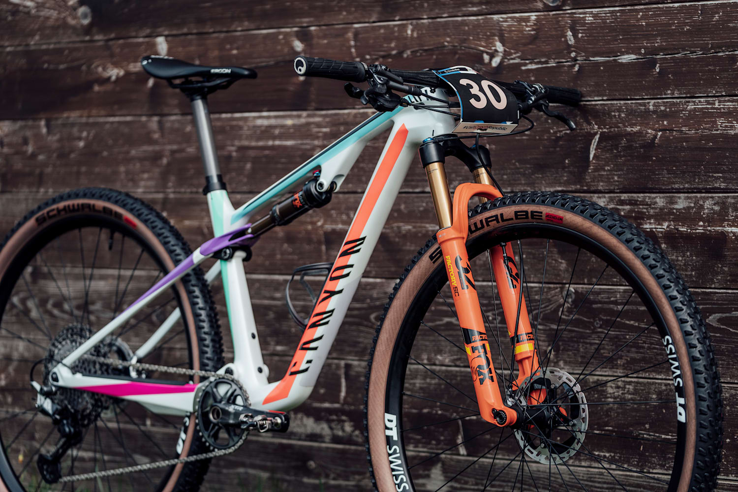 Emily Batty s Canyon Lux XC bike check