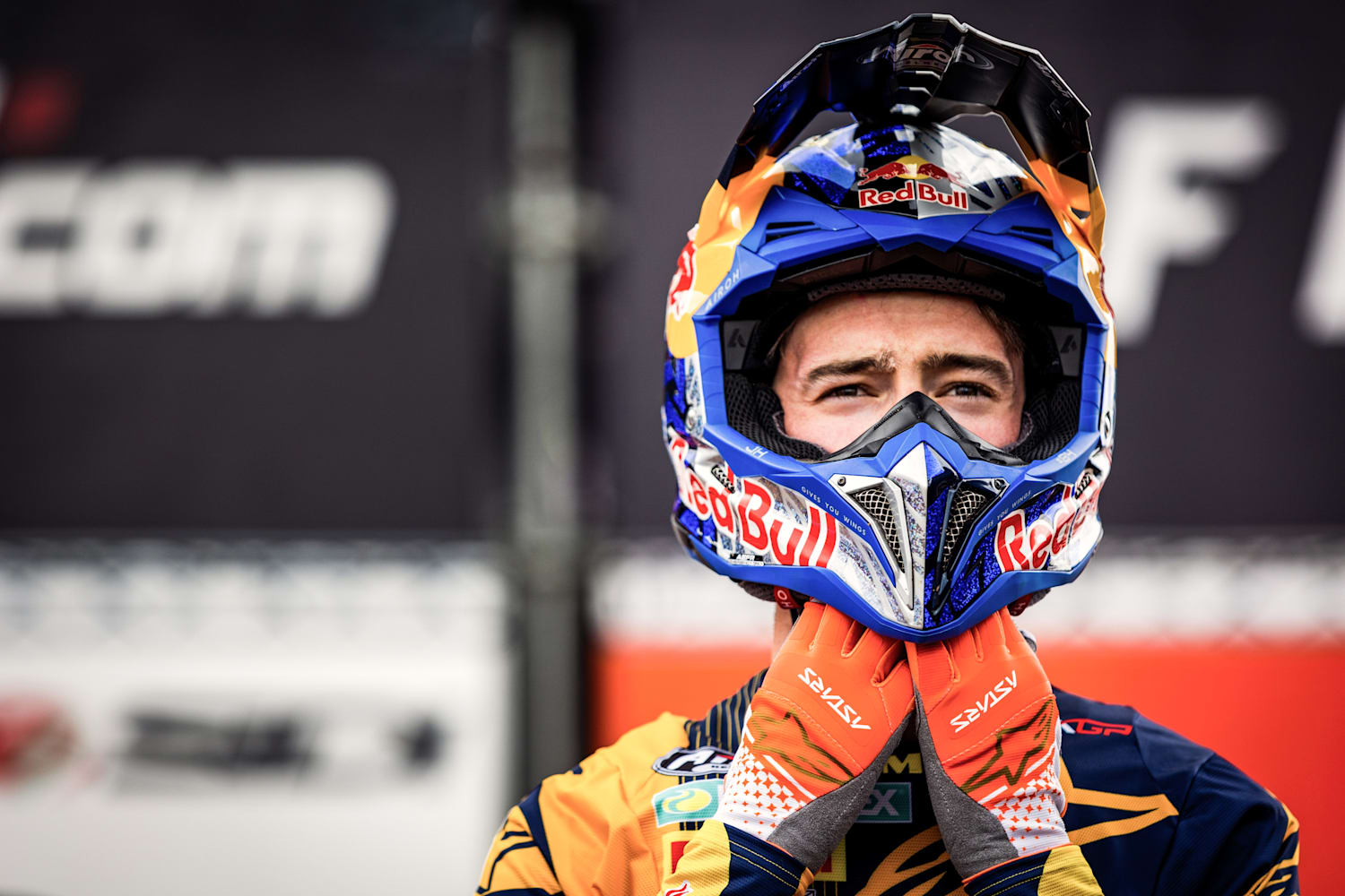作品名【弾丸レーサーの舞台裏】｜ジェフリー・ハーリングスが追うMXGP