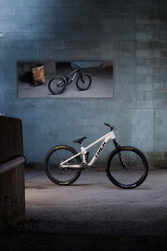 Brandon Semenuk bike check 2021 Slopestyle Trek Bike