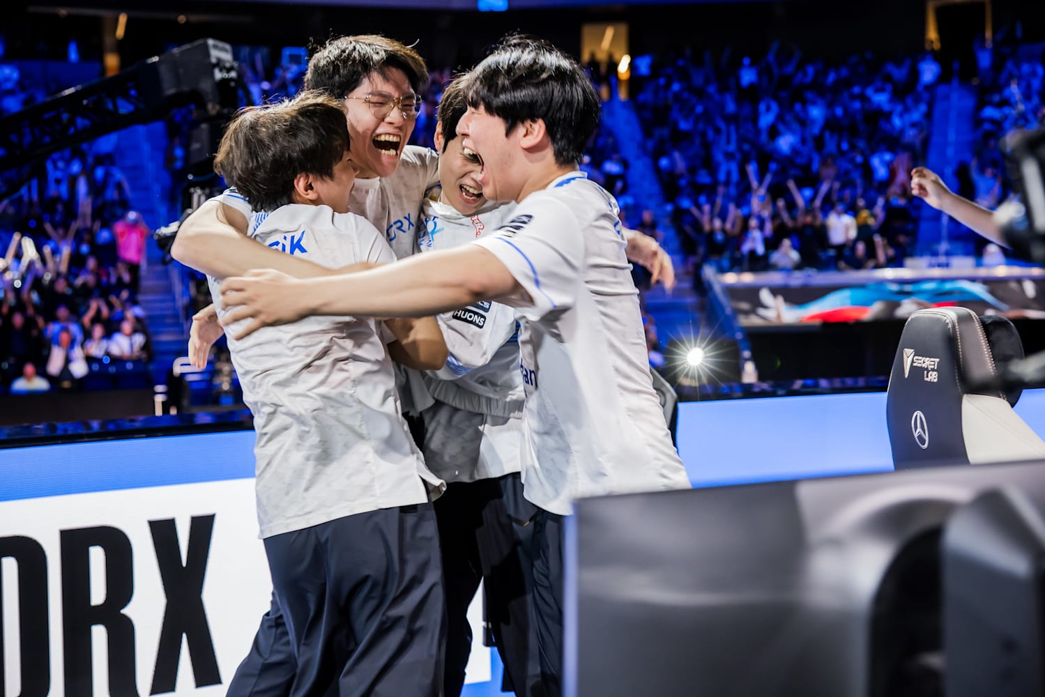LoL Worlds 2022】：DRXがT1に勝利して初優勝！ | 世界大会 結果