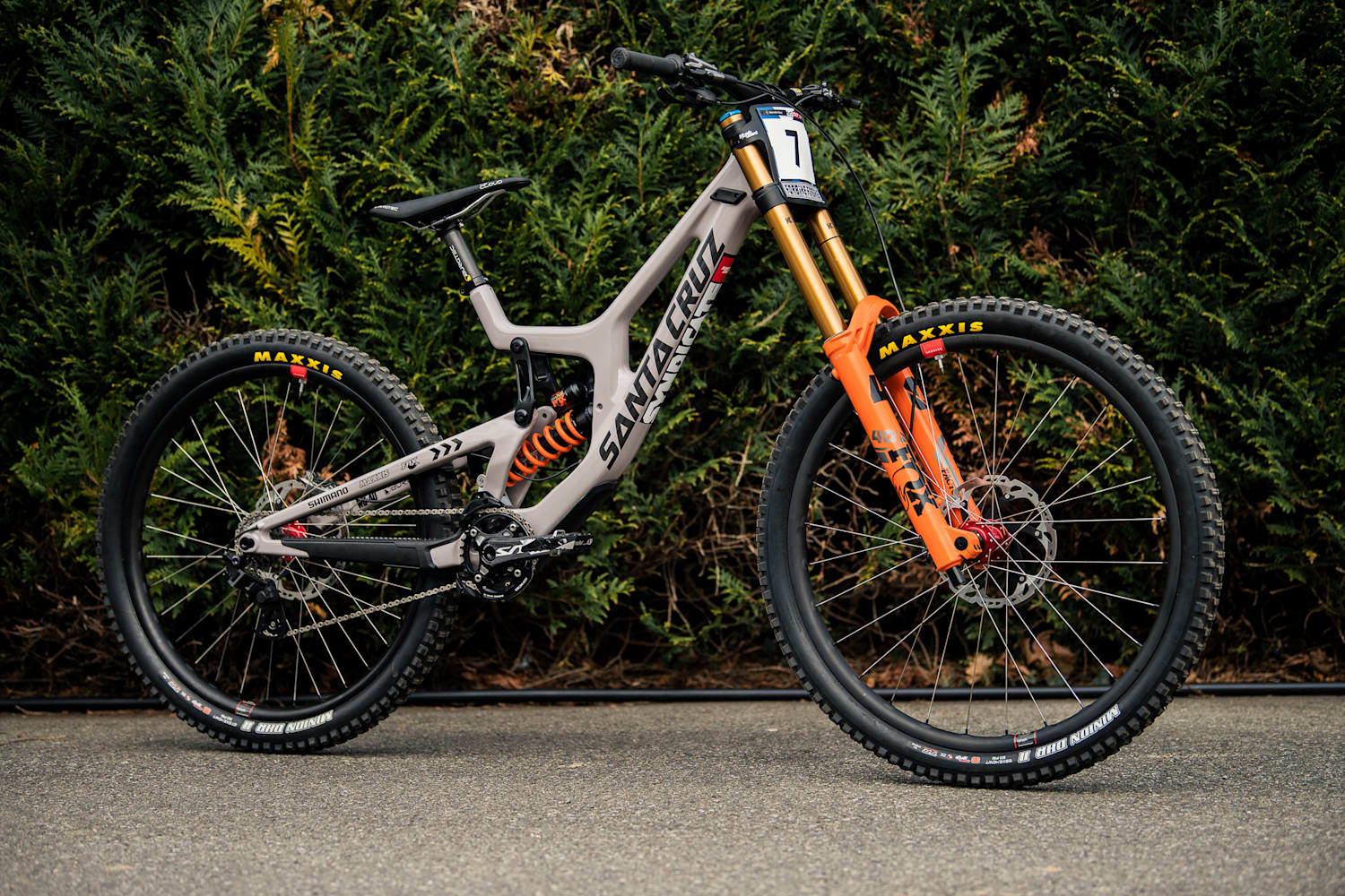 Bike Check Laurie Greenland s new Santa Cruz V10