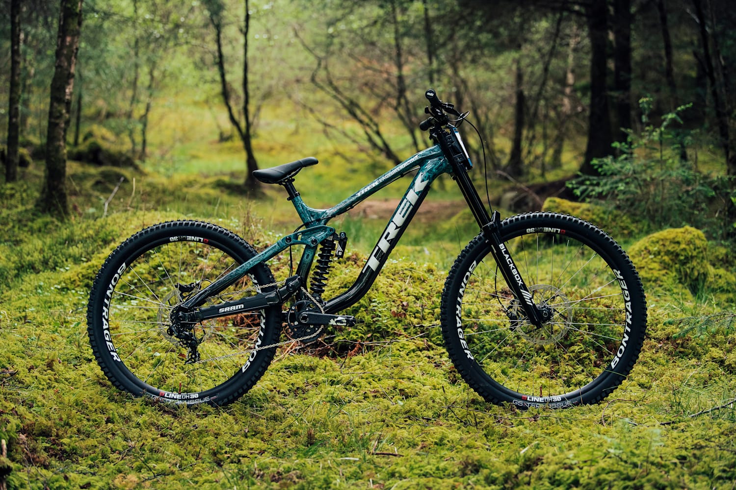 Kade Edwards bike check Trek Session downhill MTB