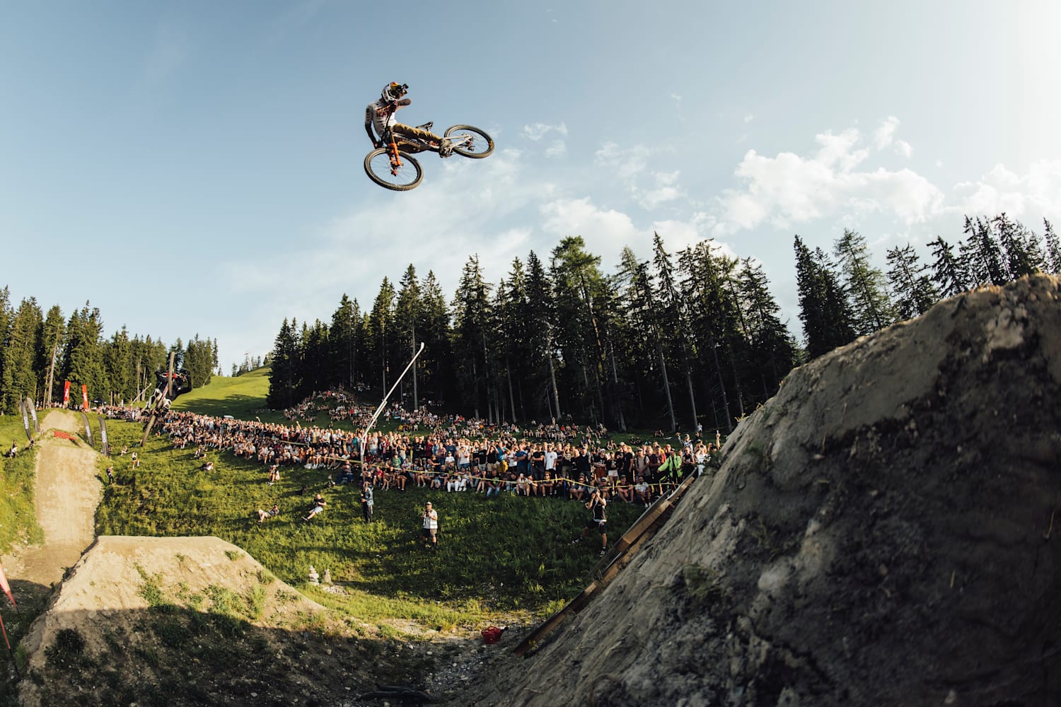 Ski Jump Red Bull 400 Whistler Whip-Off Raw Highlights – Innsbruck