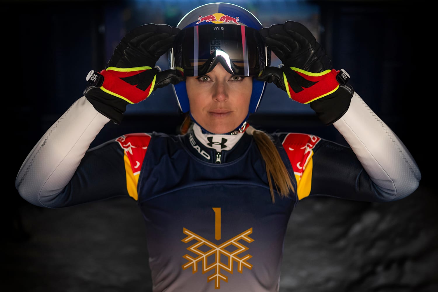 Semiz qiz ornidan turib siydi