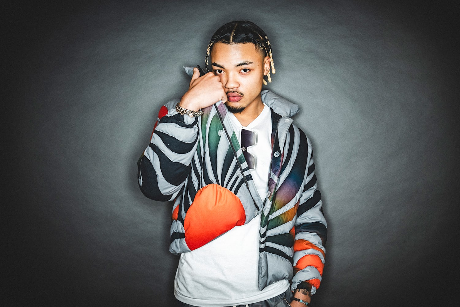 HEZRONインタビュー『自分のルーツを大事に。音楽が誰かの人生のBGMになれば』｜レッドブル