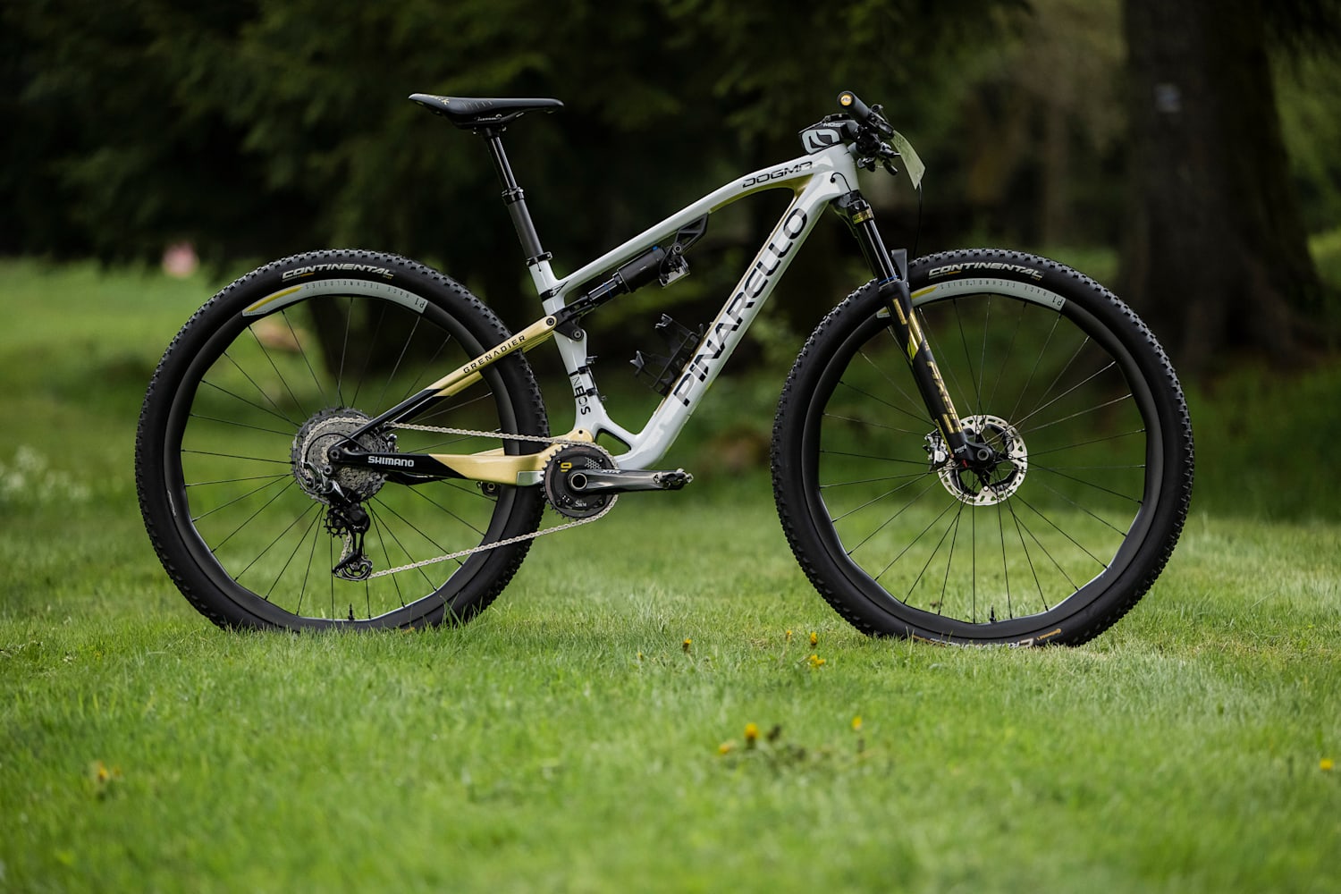 Tom Pidcock s 2023 mountain bike Pinarello Dogma XC