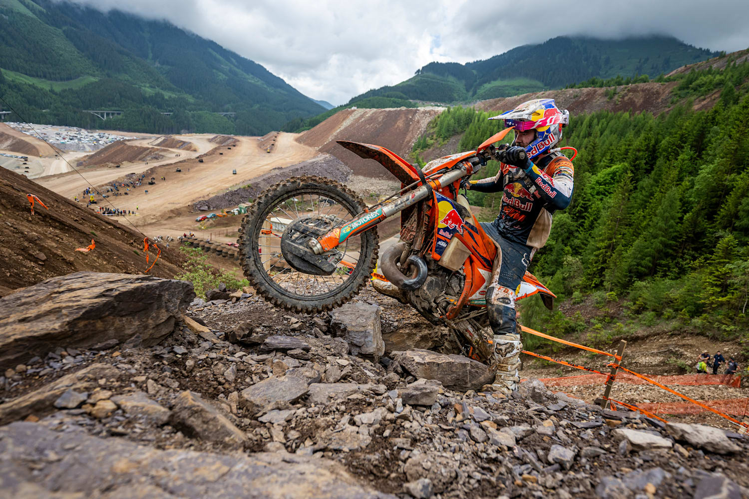 Best hard enduro motorcycle 2025