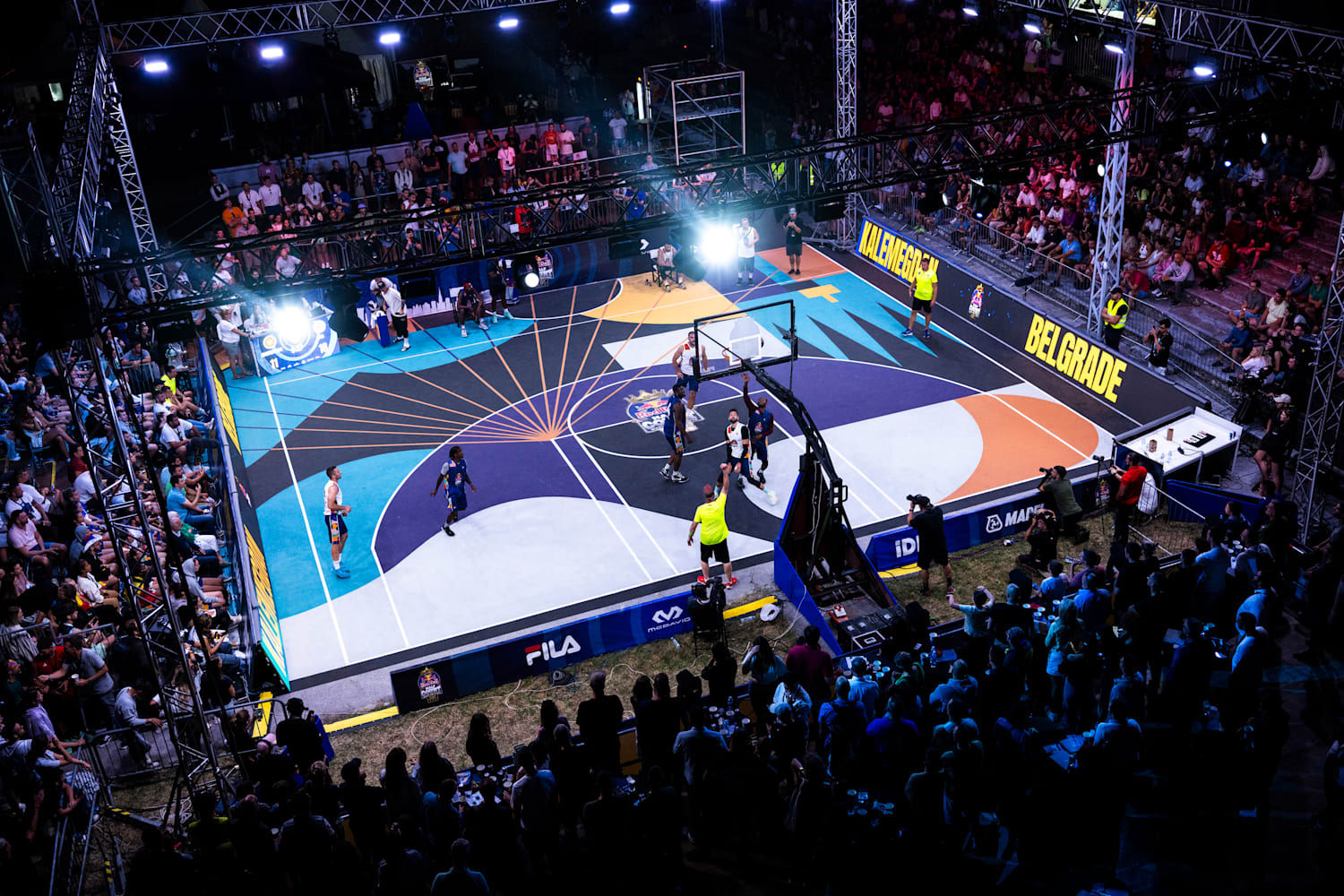 Red Bull Half Court World Final 2023：ベストアクション |動画