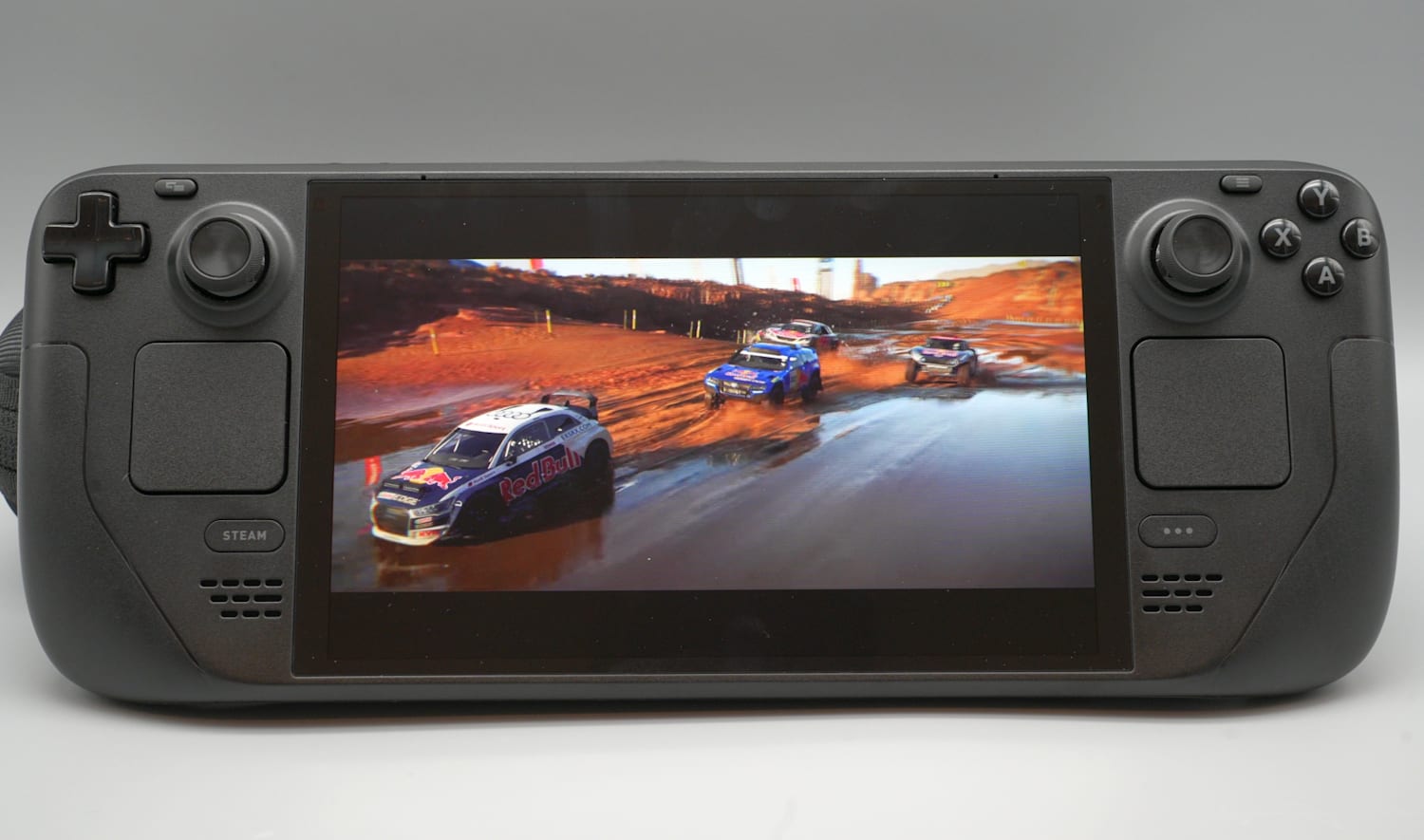 携帯型ゲーミングPC おすすめ4モデル | ポータブル ゲーム機| レッドブル