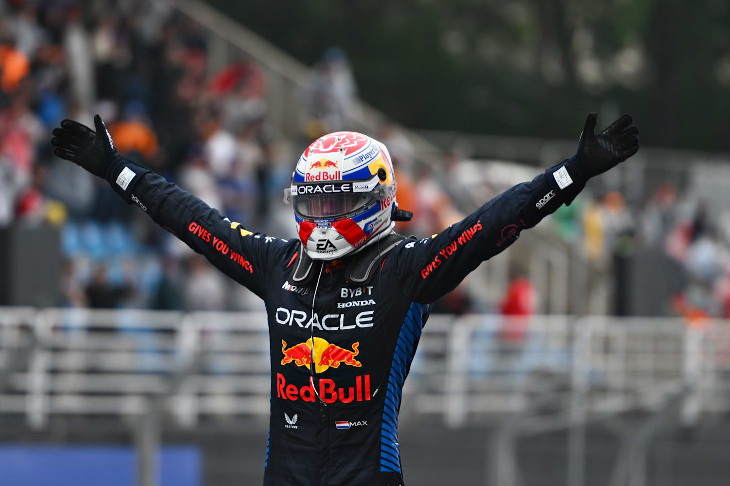 F1 championship store
