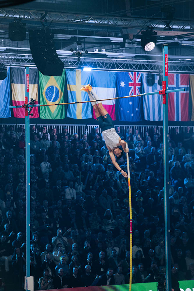 Best shoes for pole vaulting shop