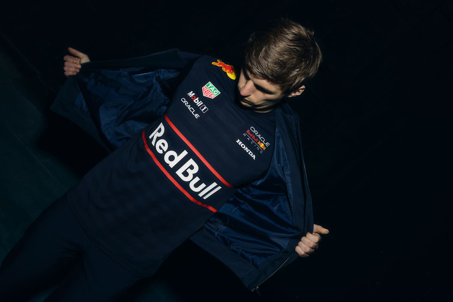 Oracle Red Bull Racing & Castore 2025 Replica Collection