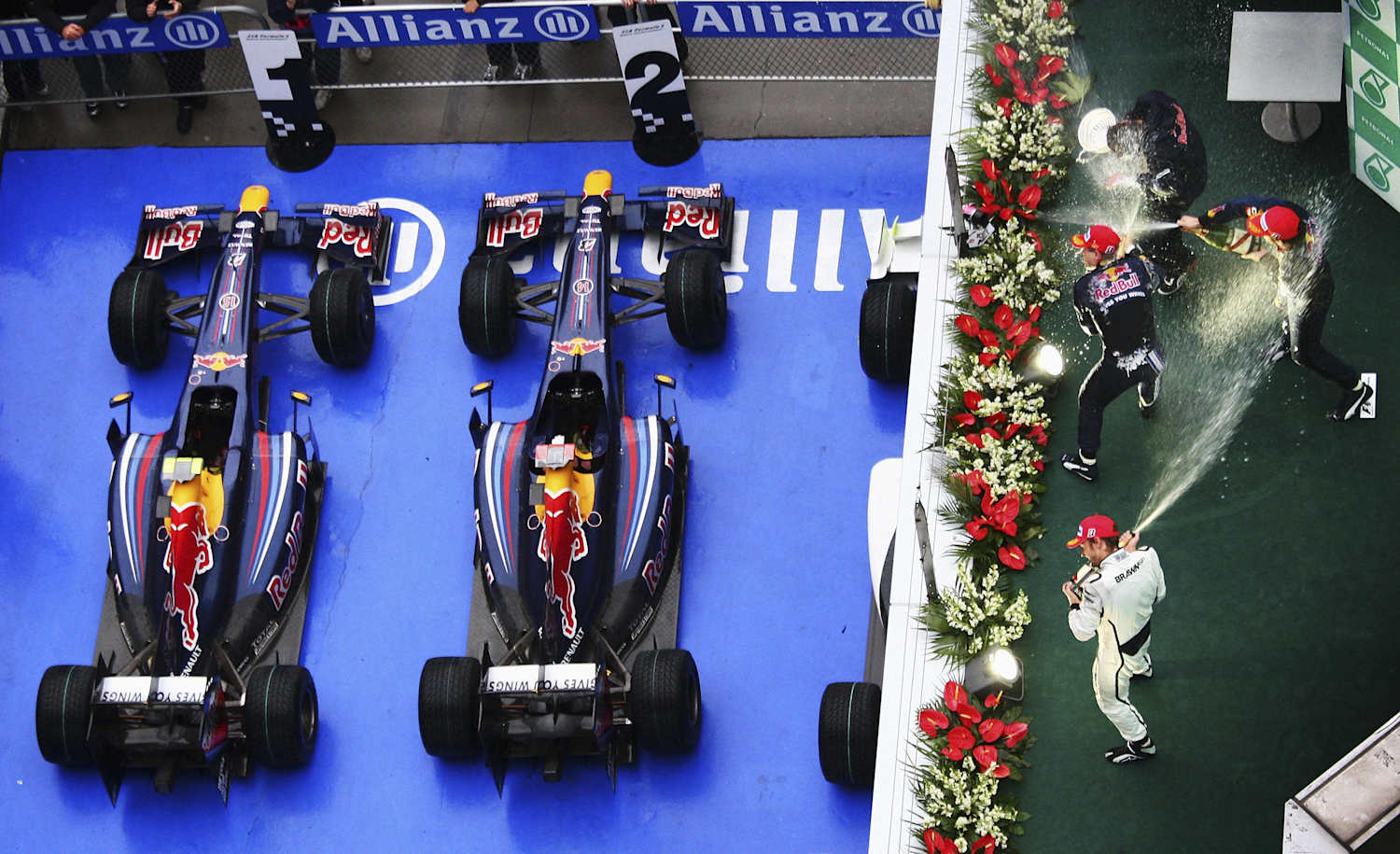 1/18 Sebastian Vettel 2009 Chinese GP Winner - Redbull RB5