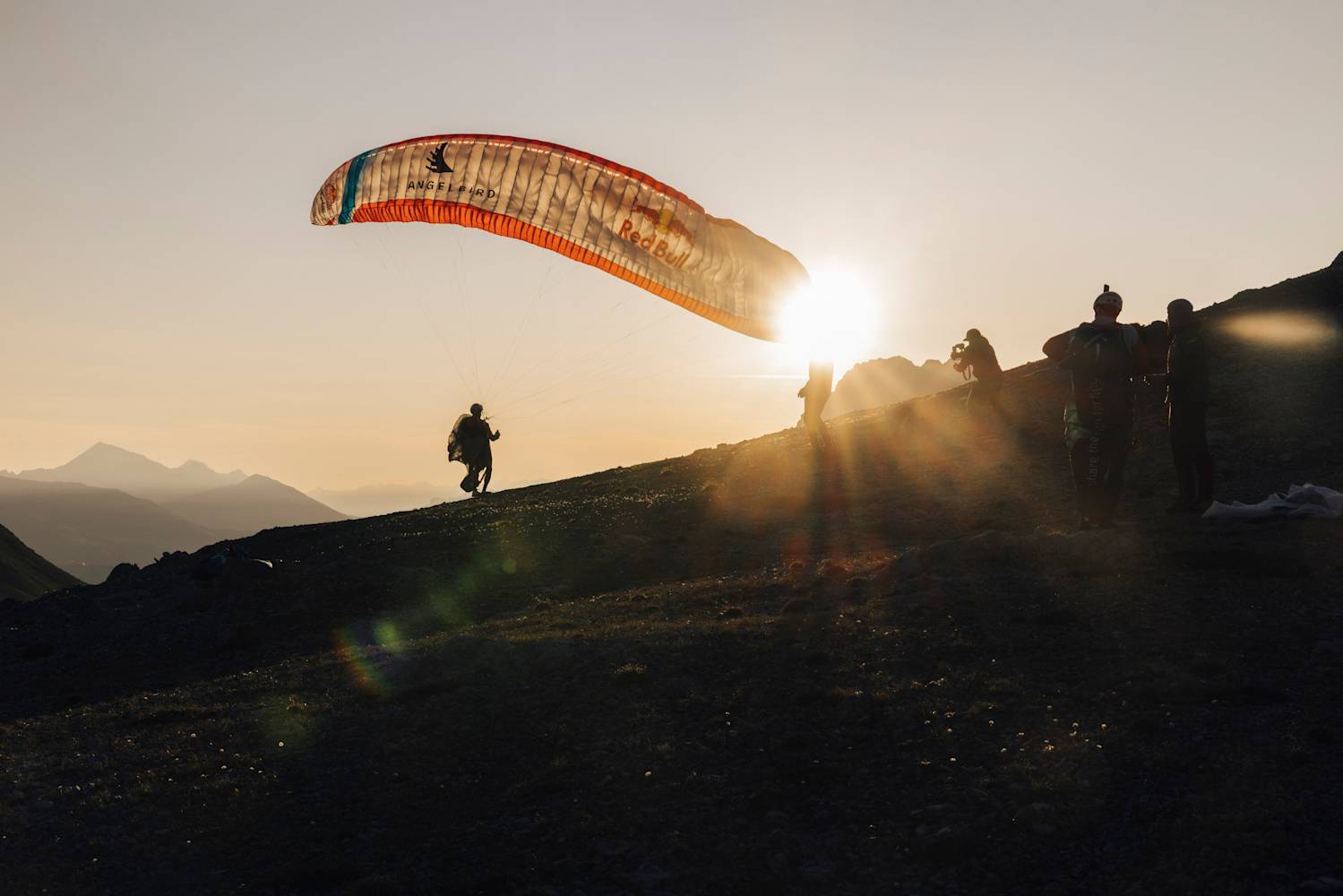 red-bull-x-alps-aaron-durogati