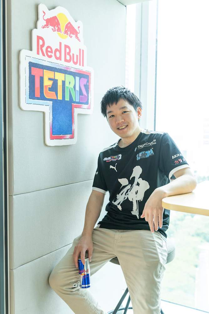 テトリスの神・あめみやたいよう｜世界が認める最強テトラー.プロ