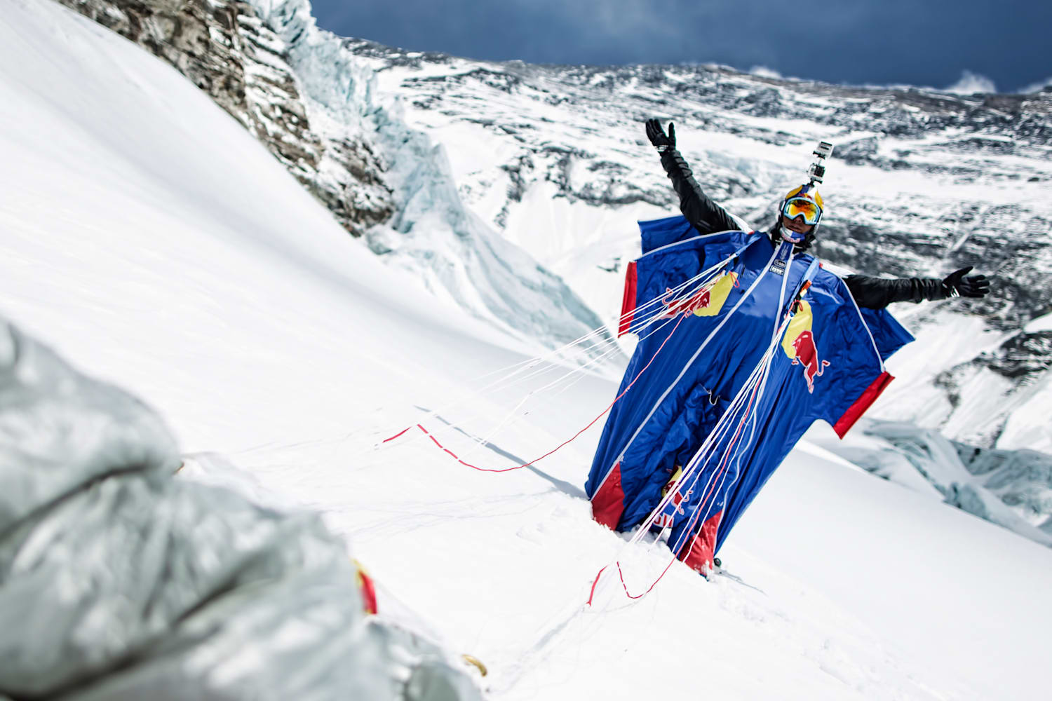 Kilimanjaro Free Fall: The wing-suit flight – video