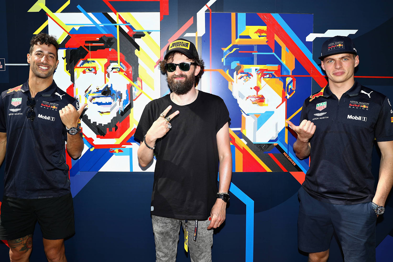 NO CURVES: Art creation of F1's Verstappen & Ricciardo