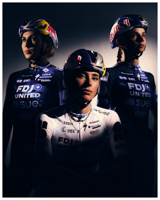 FDJ UNITED-SUEZ with Red Bull helmets 