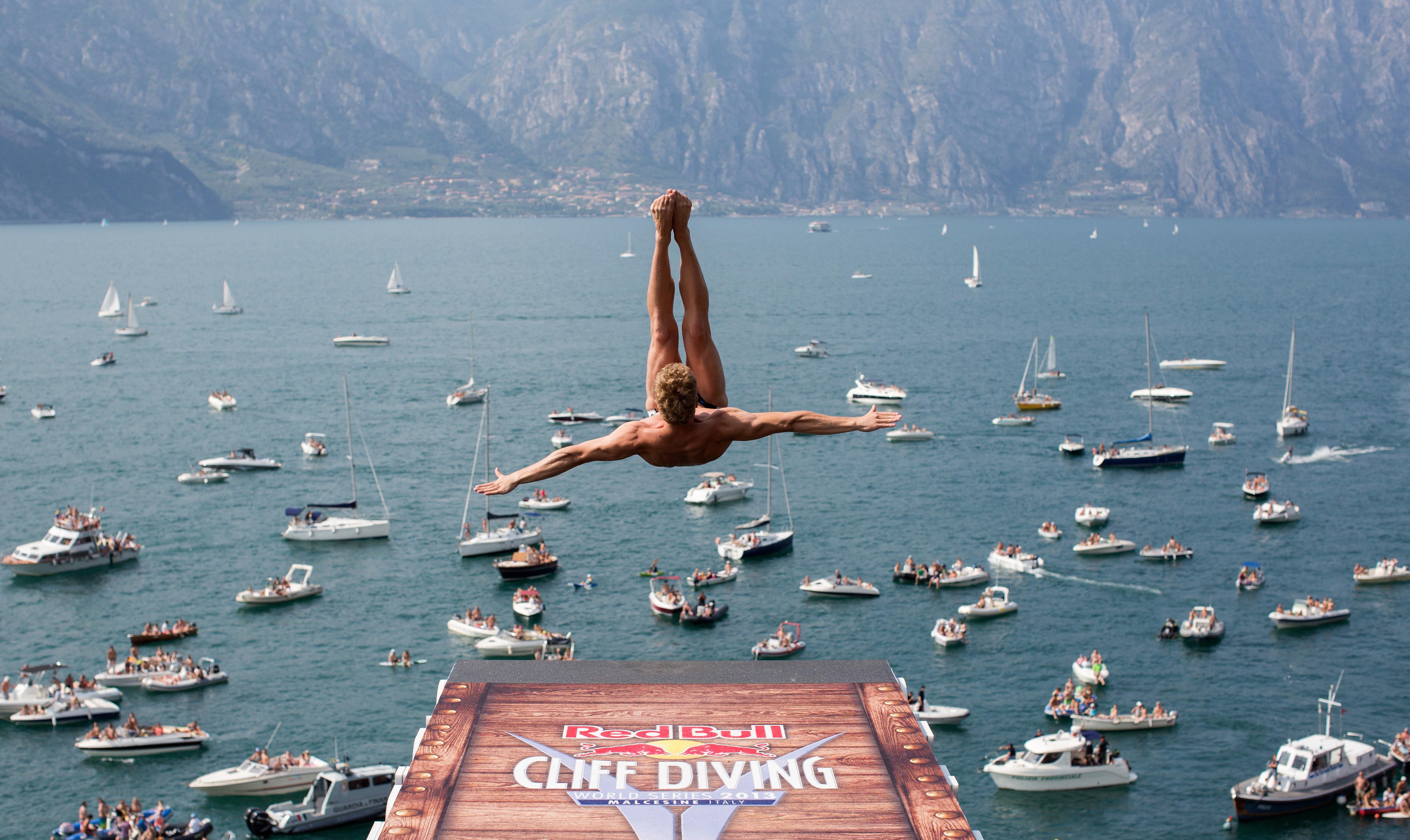 Naked Cliff Diving