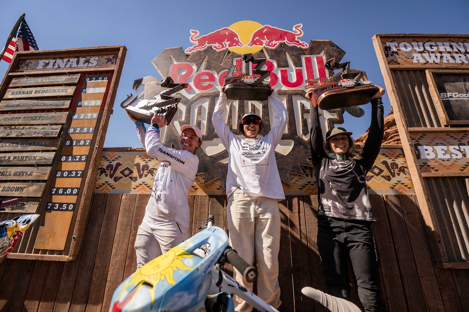 Podio femenino Red Bull Rampage 2026: Hannah Bergemann, Robin Goomes y Kirsten Van Horne