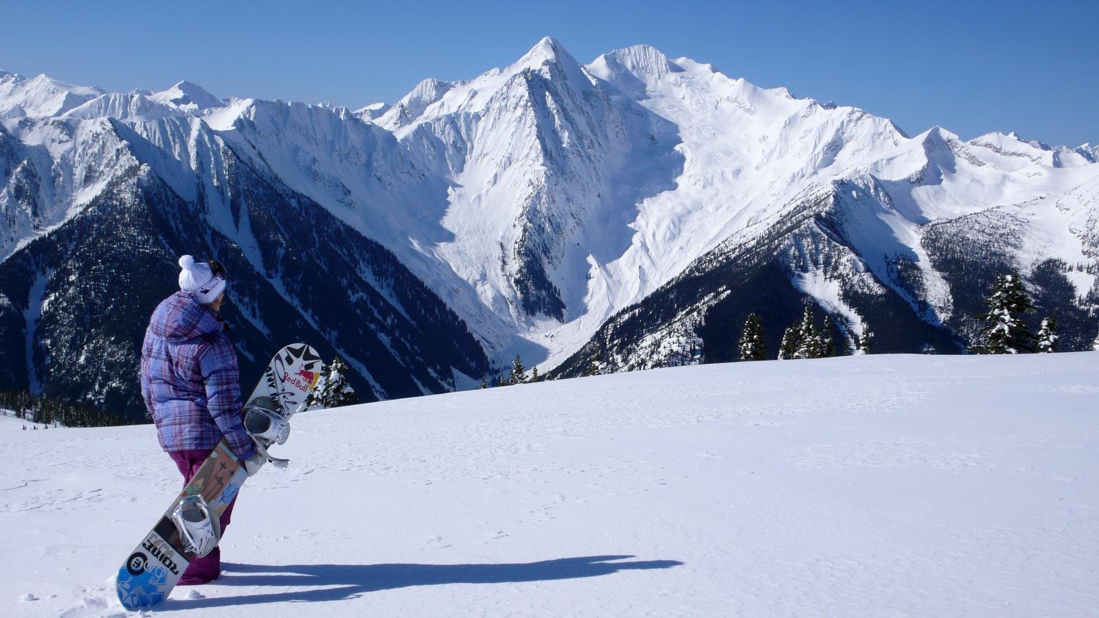 Patagonia Snowboarding Ambassador Marie-France Roy