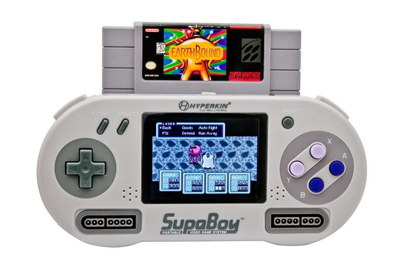 驚愕！Hyperkin 社のフランケン・ゲーム機「RetroN 5」