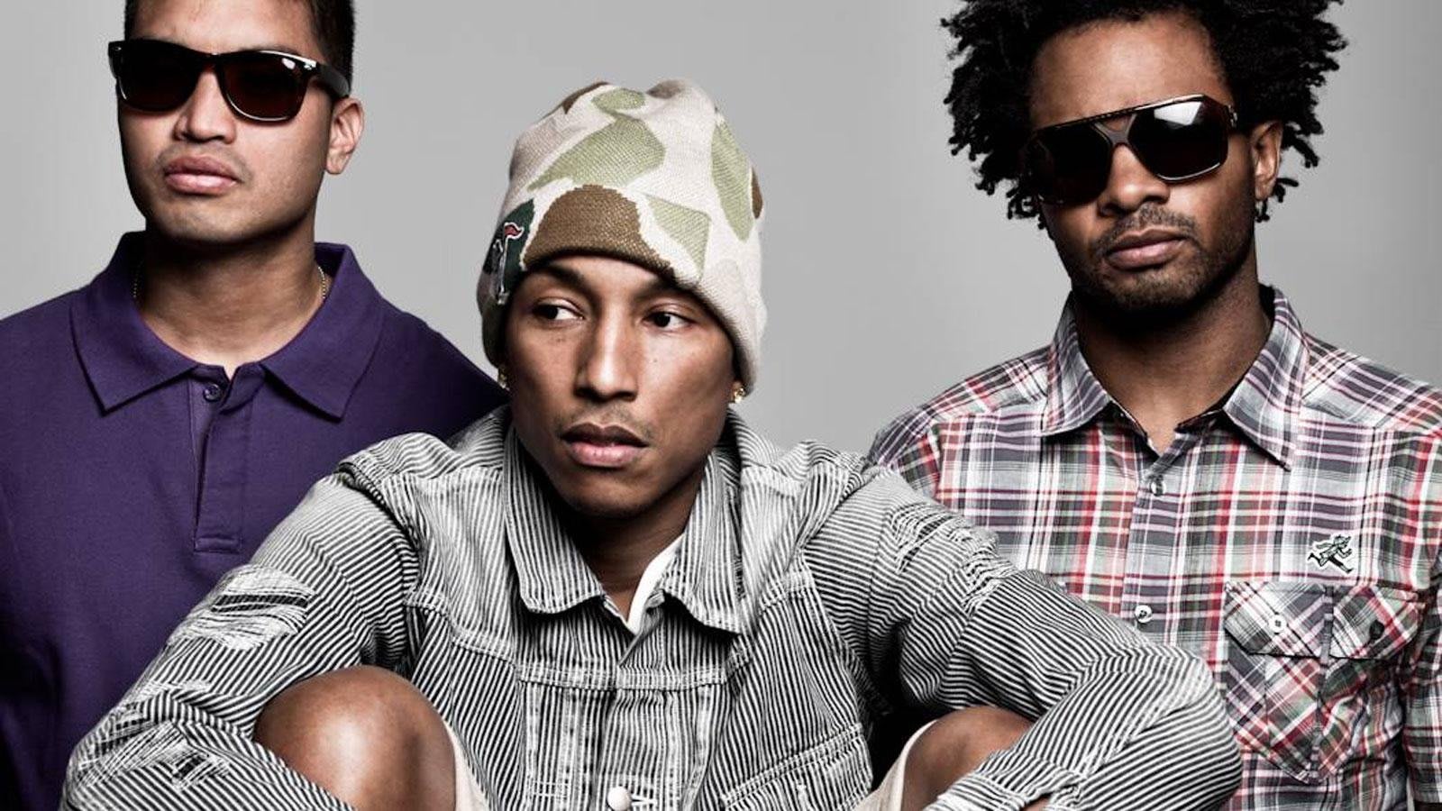 Группа n 9. N.E.R.D. Nerd Pharrell Williams. Фаррелл Уильямс и Чад Хьюго. Группа n.