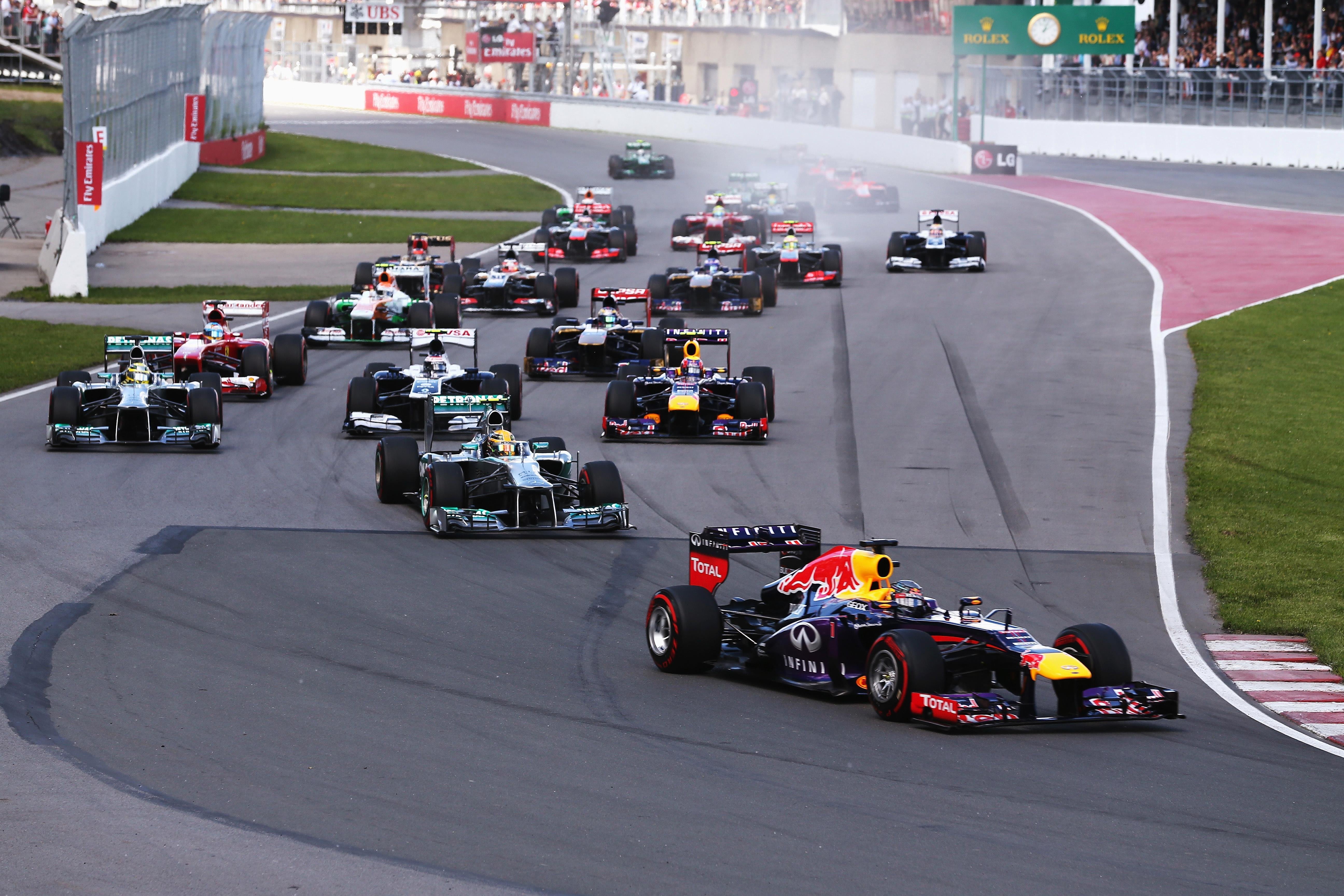 Гран при. Ф1 2013 Канада. Гран при Канады 2013. Formula 1 Turkish Grand prix 2020 Sebastian Vettel. F1 2013 Canada start.