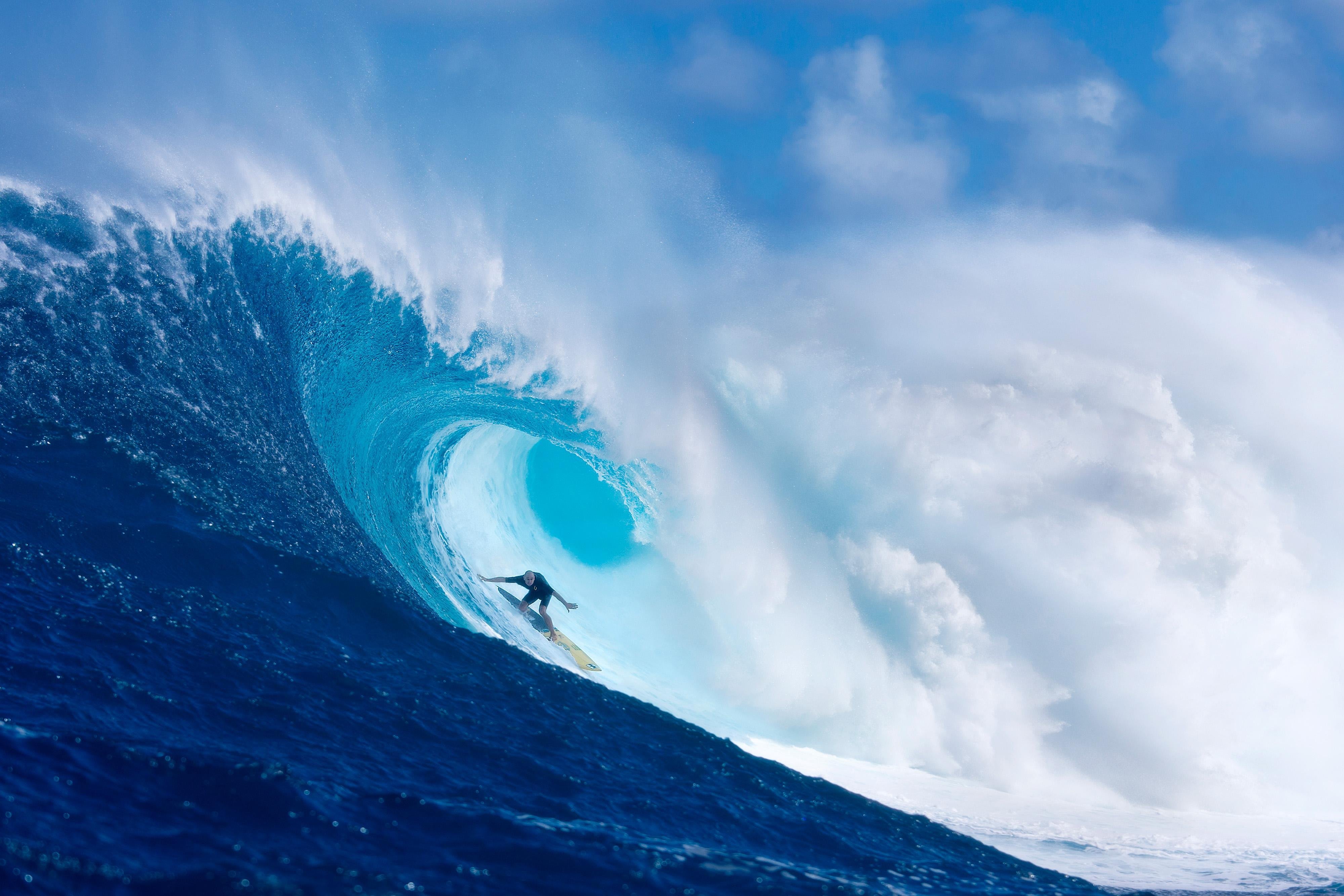Обои на стол волна. Океан волны. Огромные волны. На серфинг. Огромные волны в океане.