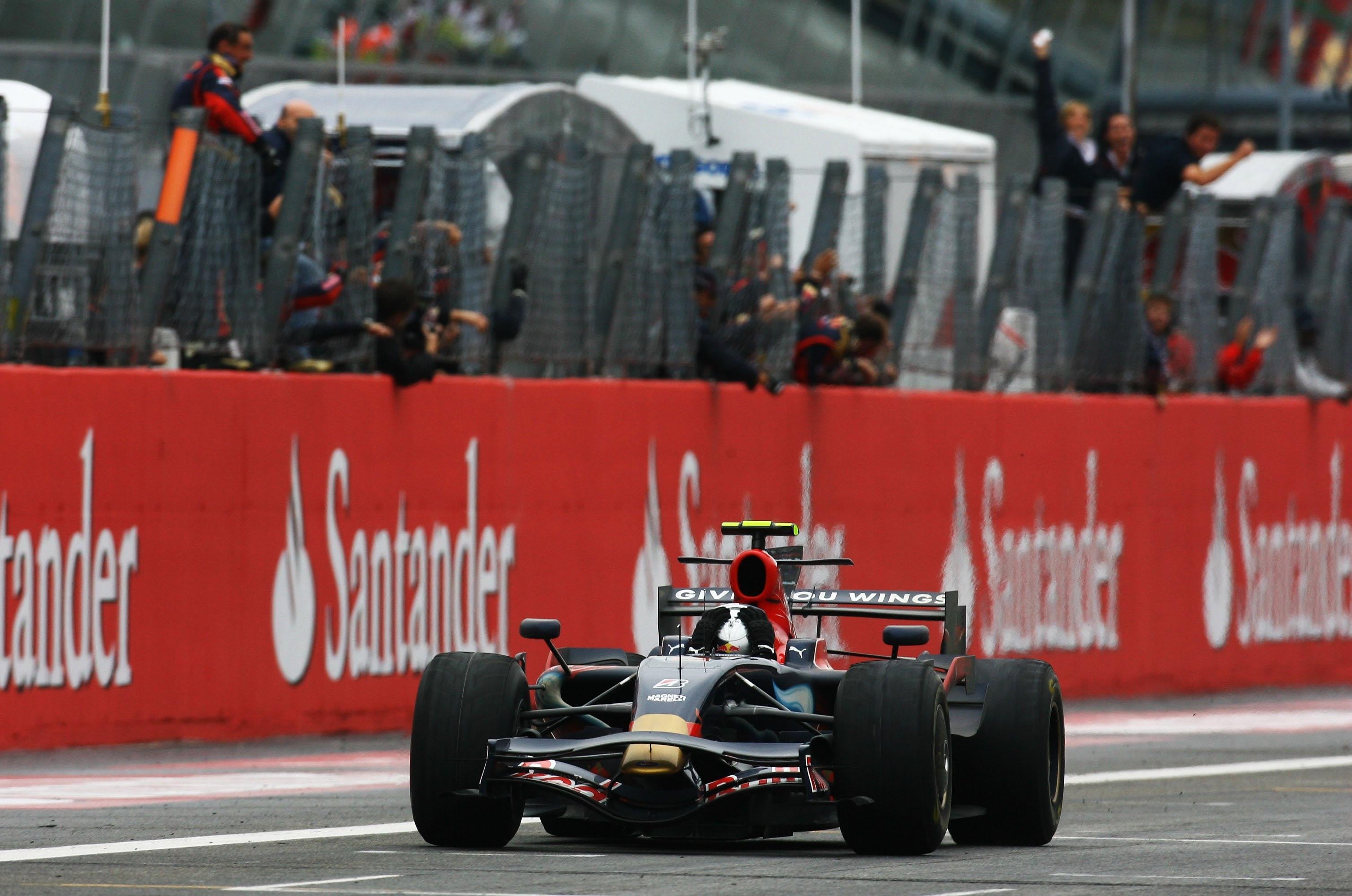 Sebastijan Fetel napušta Red Bull Racing
