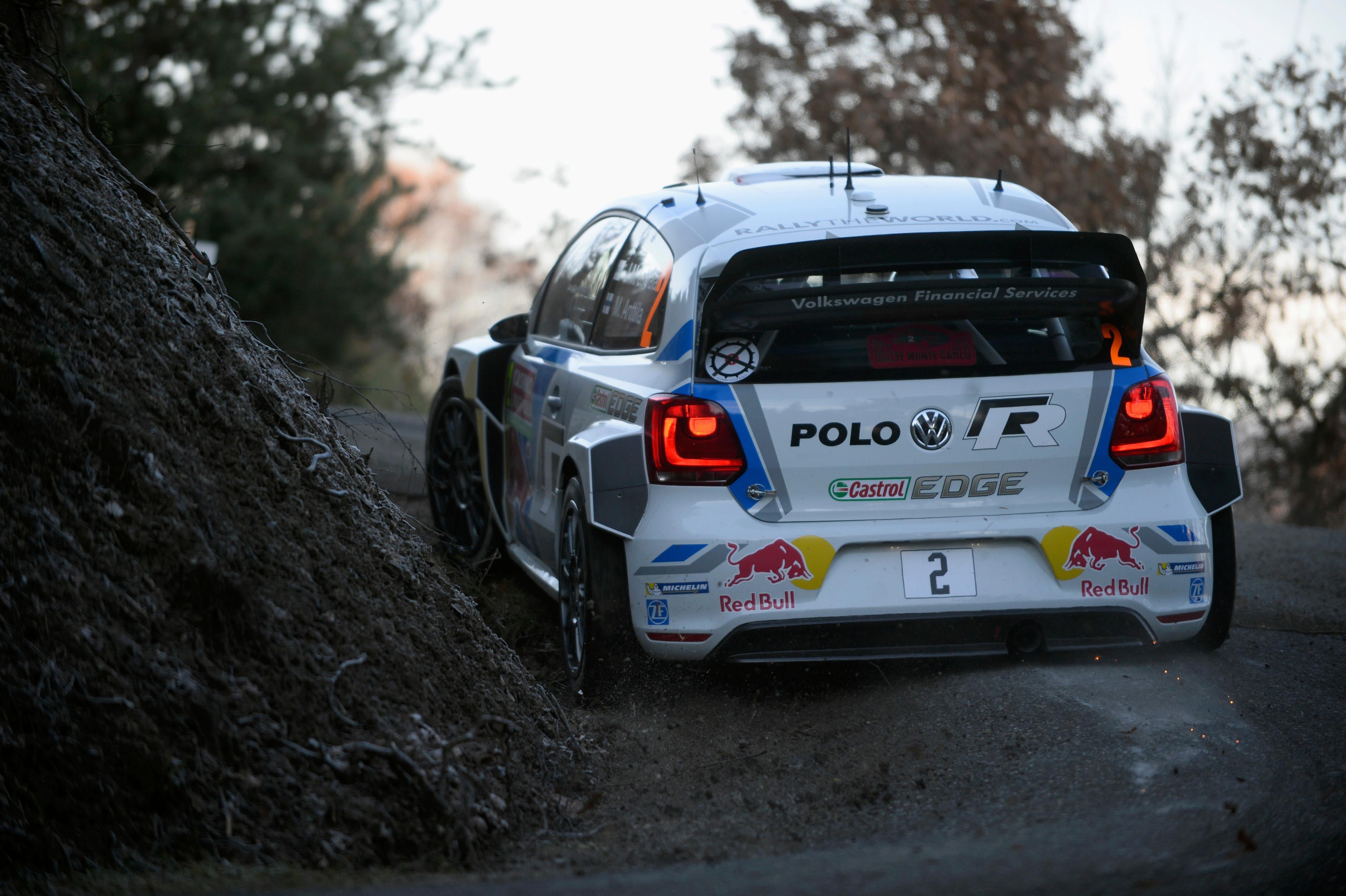 Rally перевод. Фольксваген поло WRC Rally. Volkswagen Polo WRC Rally. Поло раллийный WRC Фольксваген. Volkswagen Polo раллийная машина.