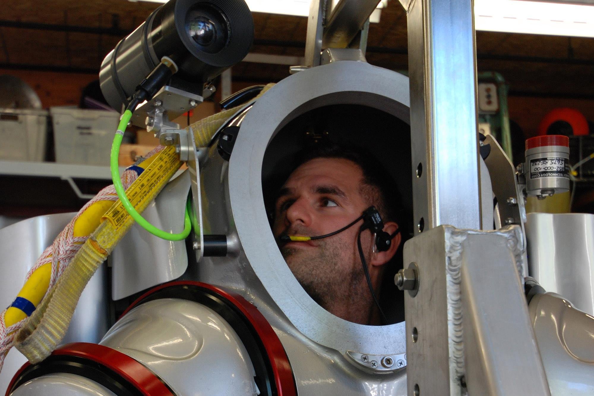 2015.3.24 | 1200万ドルの潜水服 | Adventure