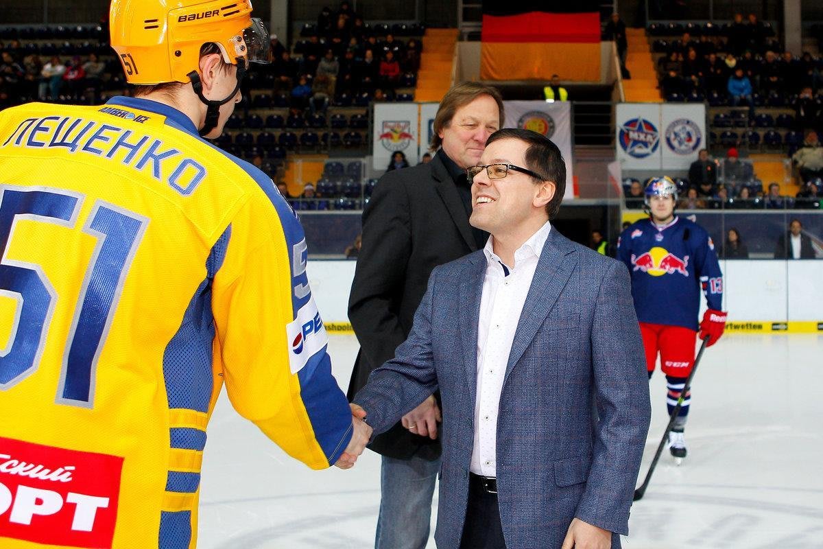 «Ред Булл» расширяет влияние