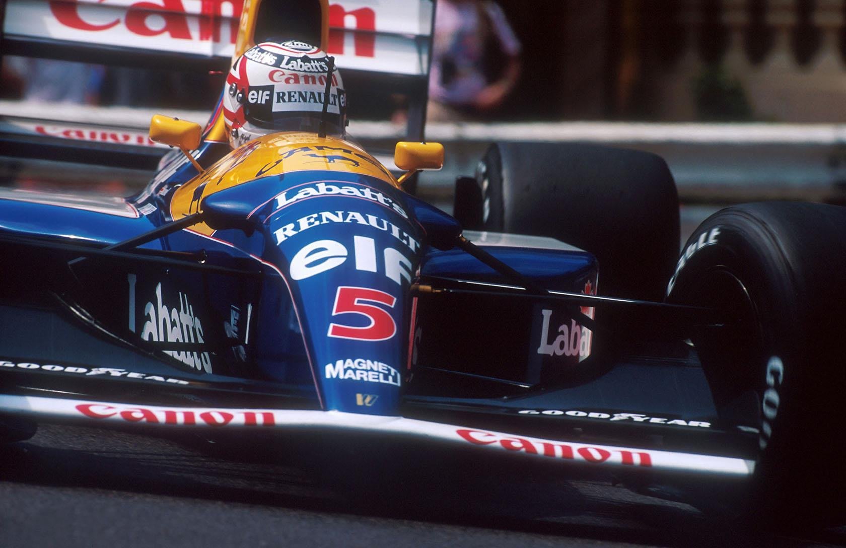 Mansell pôs à venda a coleção de carros de corrida