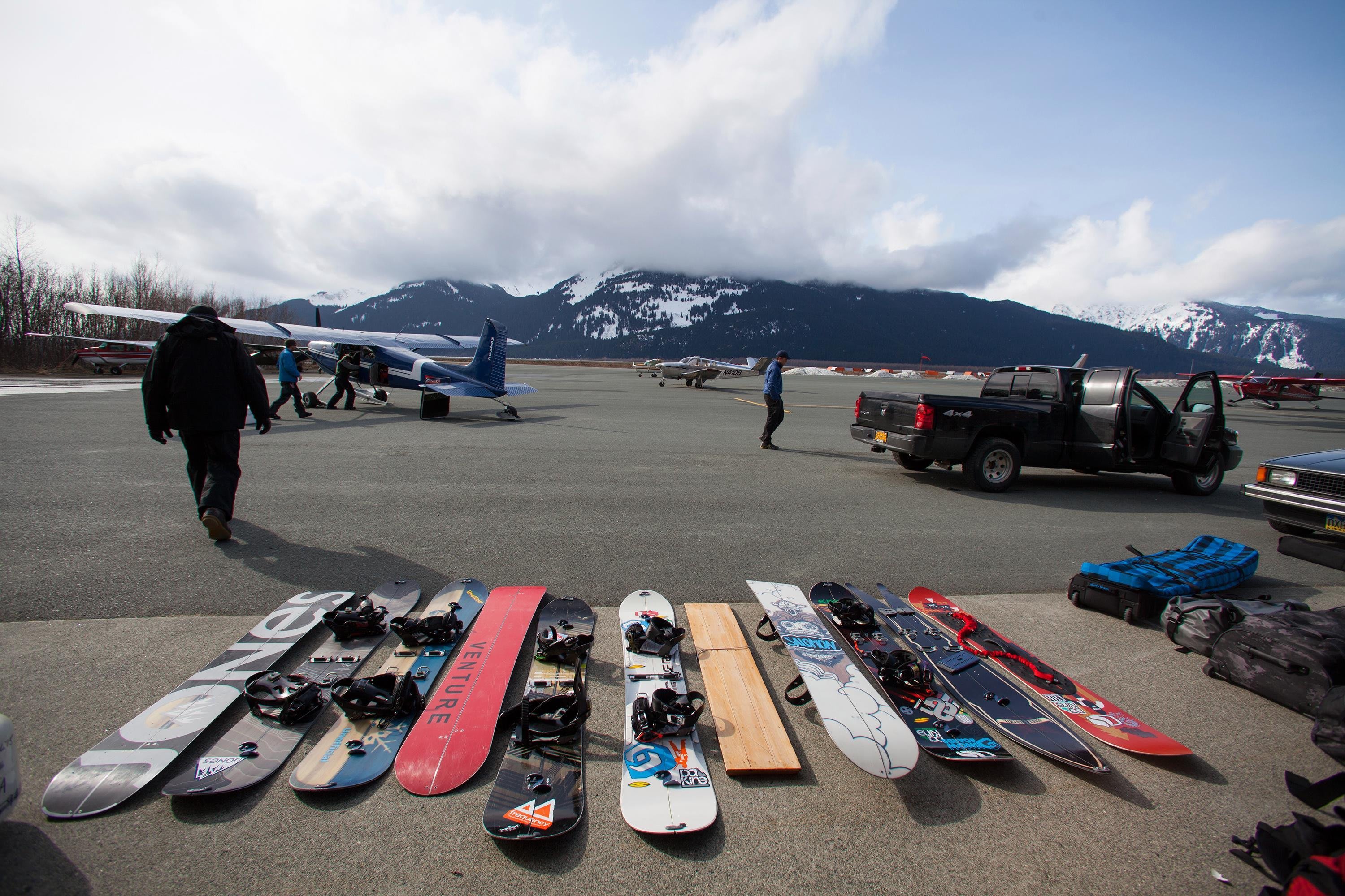 Consejos fundamentales antes de comprar una tabla de snowboard