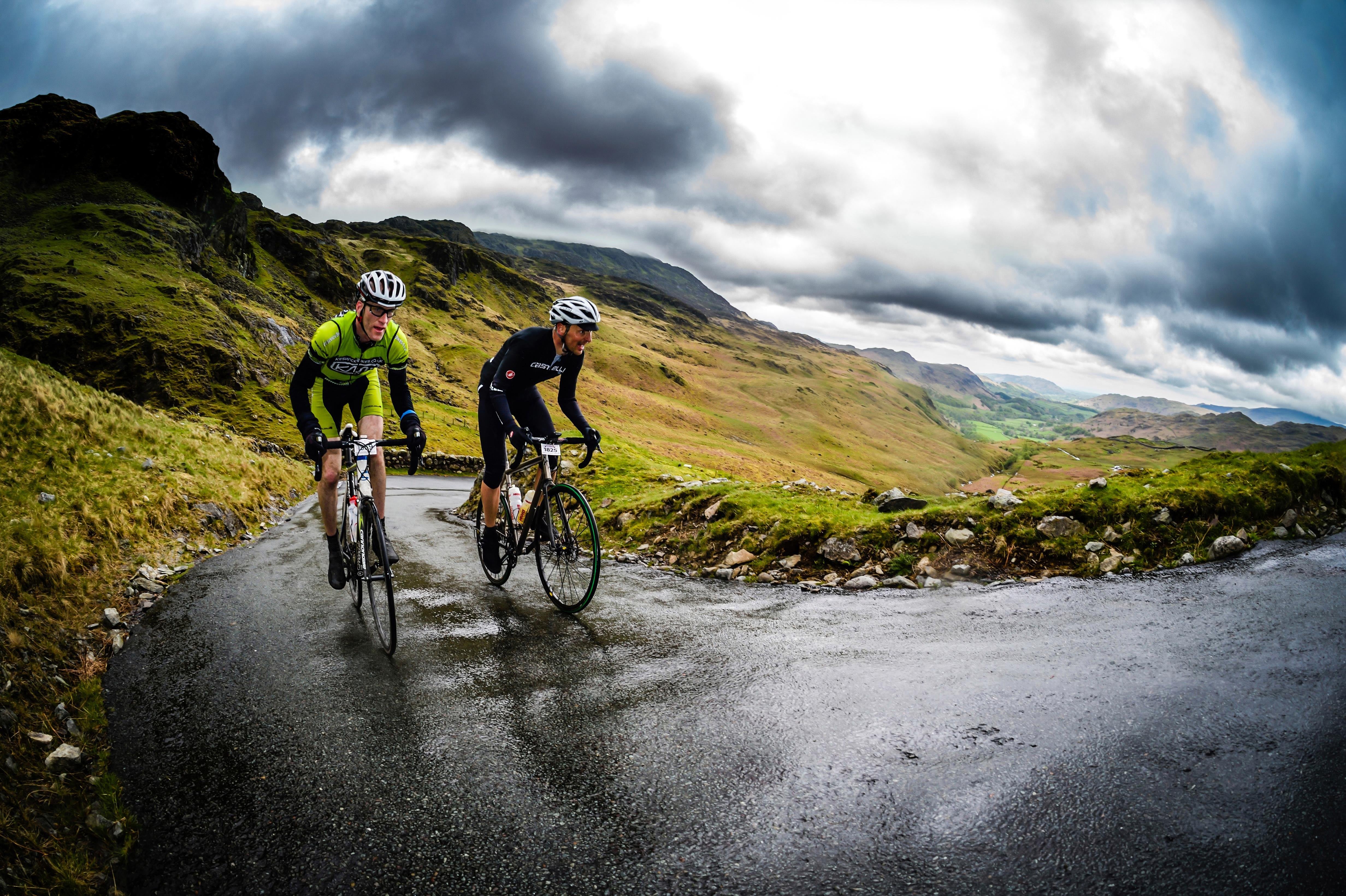 Cycling. Steep катание на велосипеде. Спорт тема велосипед. Mountain cyclists Bike. Долгий путь спорт.