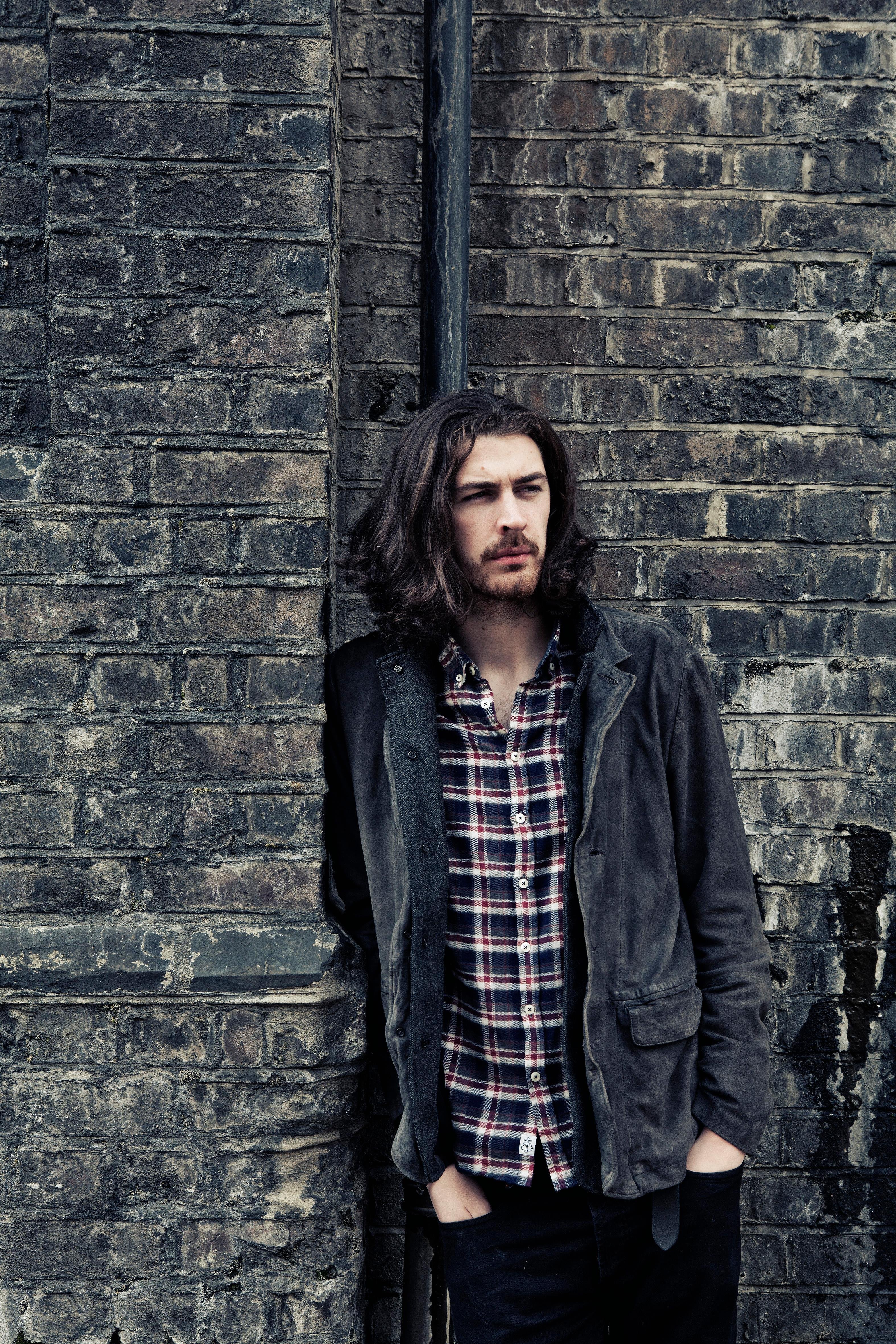 Hozier. Эндрю Хозиер. Hozier певец. Хозиер рост. Hozier 2020.