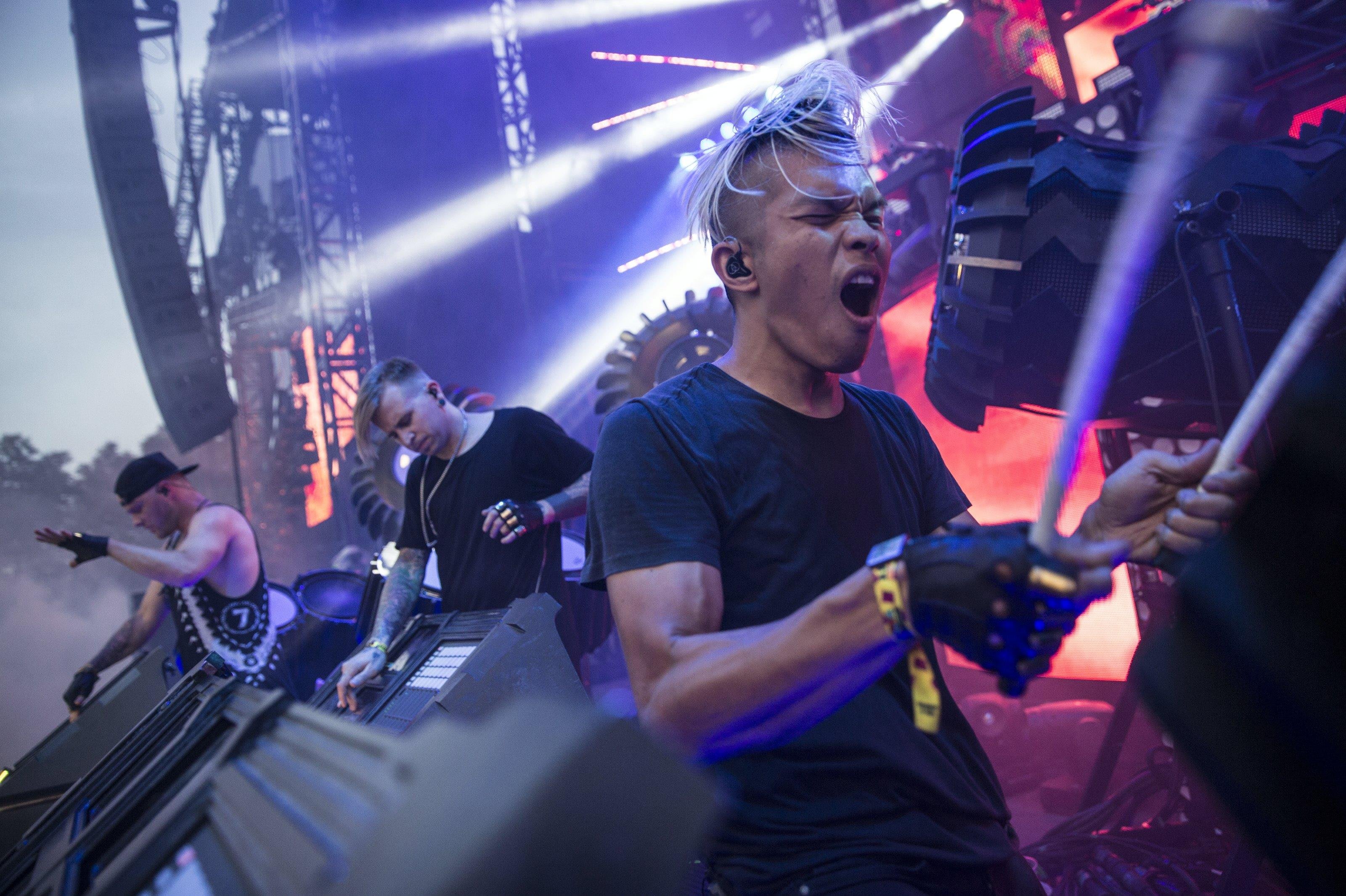 beyond monday glitch mob download beyond monday glitch mob download
