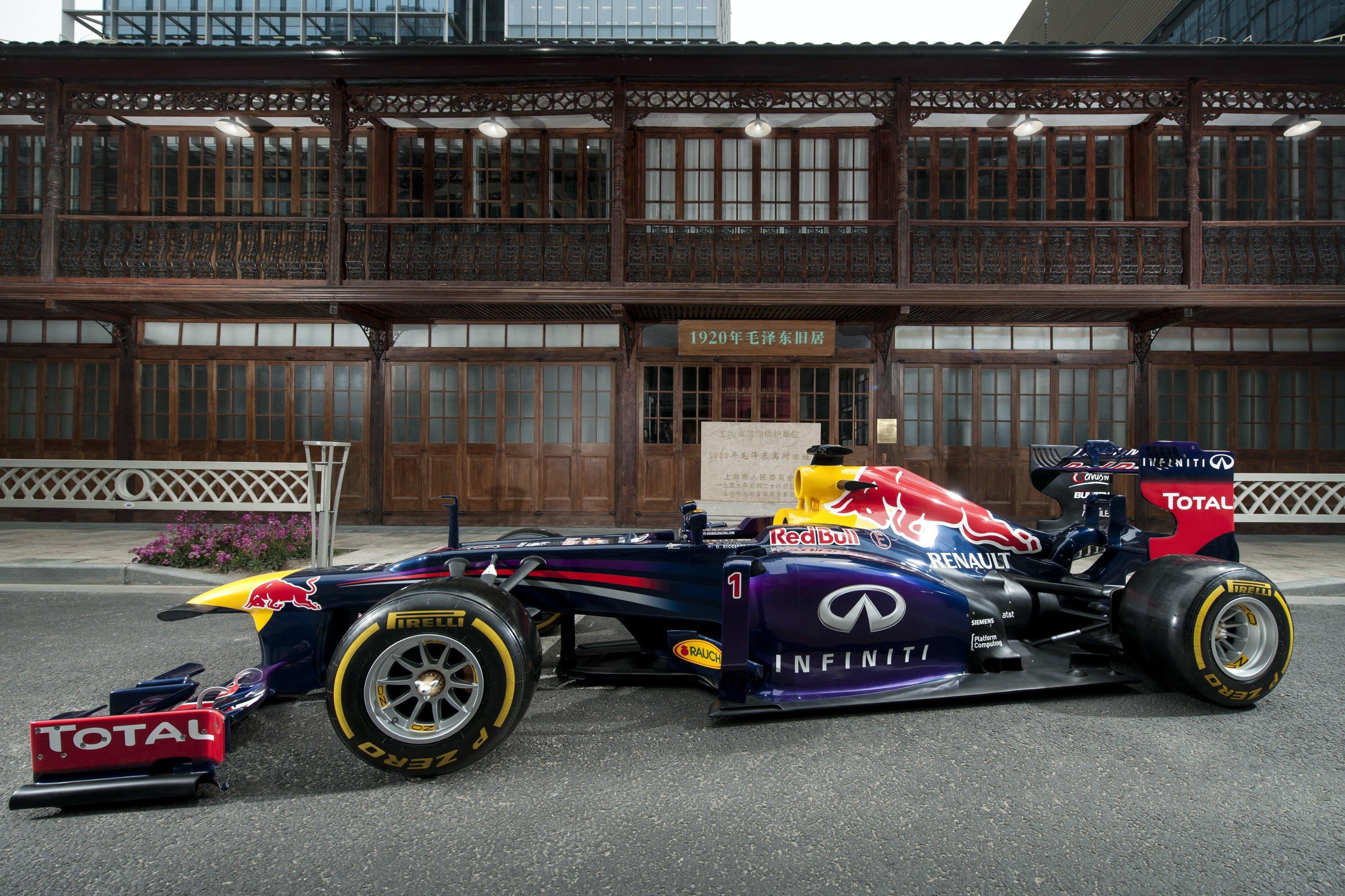 Red Bull Formula 1 болид RB10 формула 1 F1 Formula1