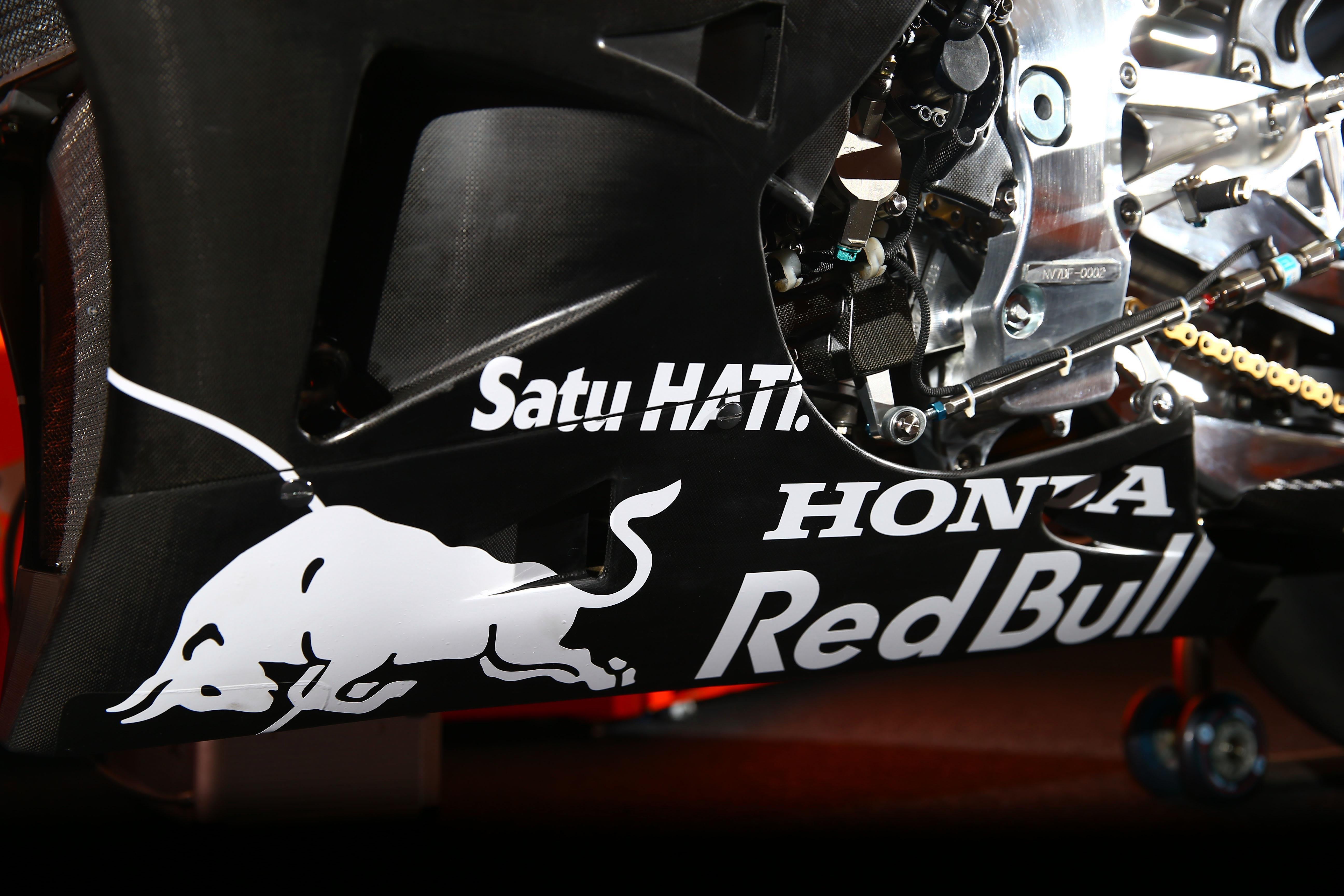 Confira a nova Repsol Honda com pintura Red Bull