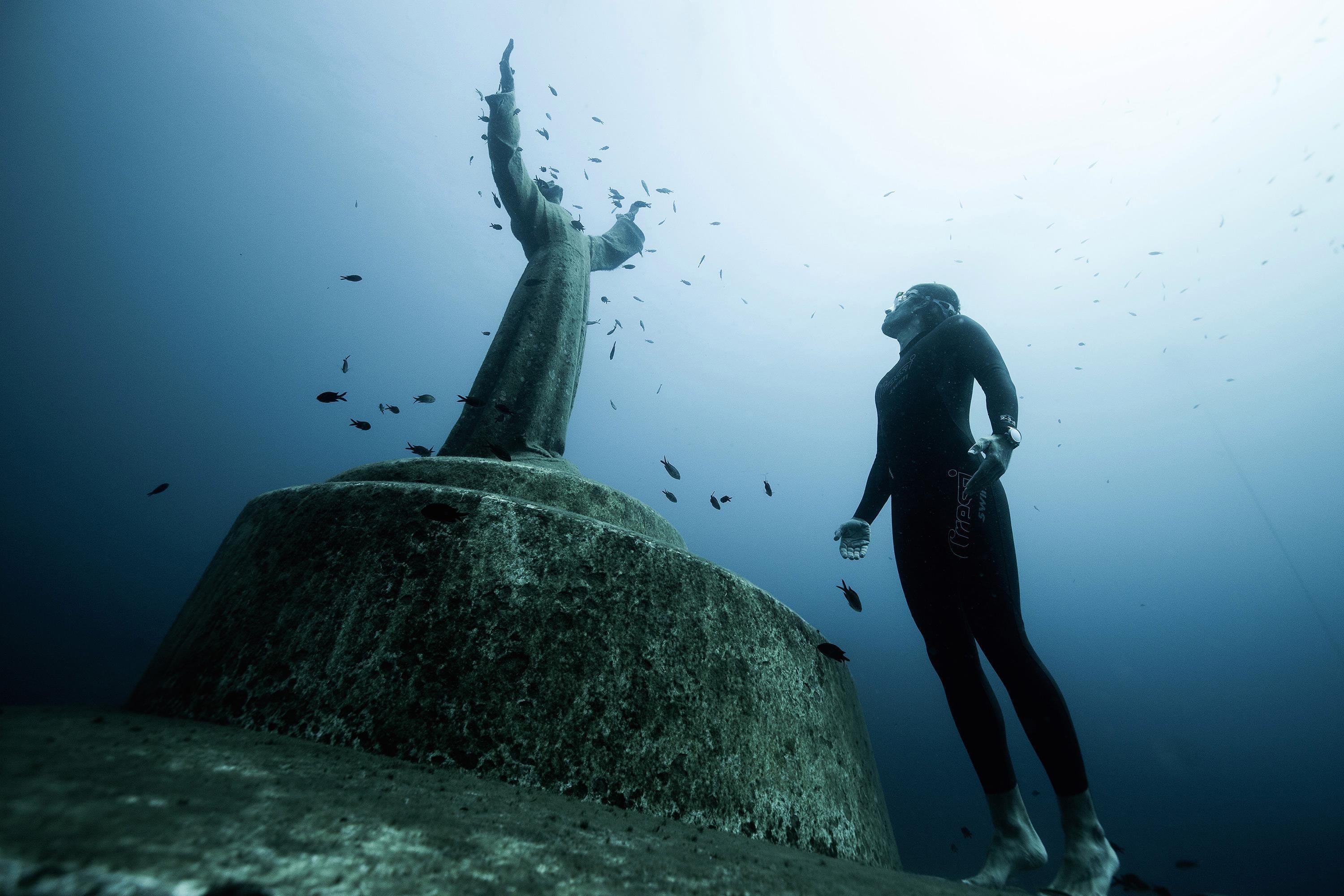 Underwater statues in the world: Top 10 sculptures