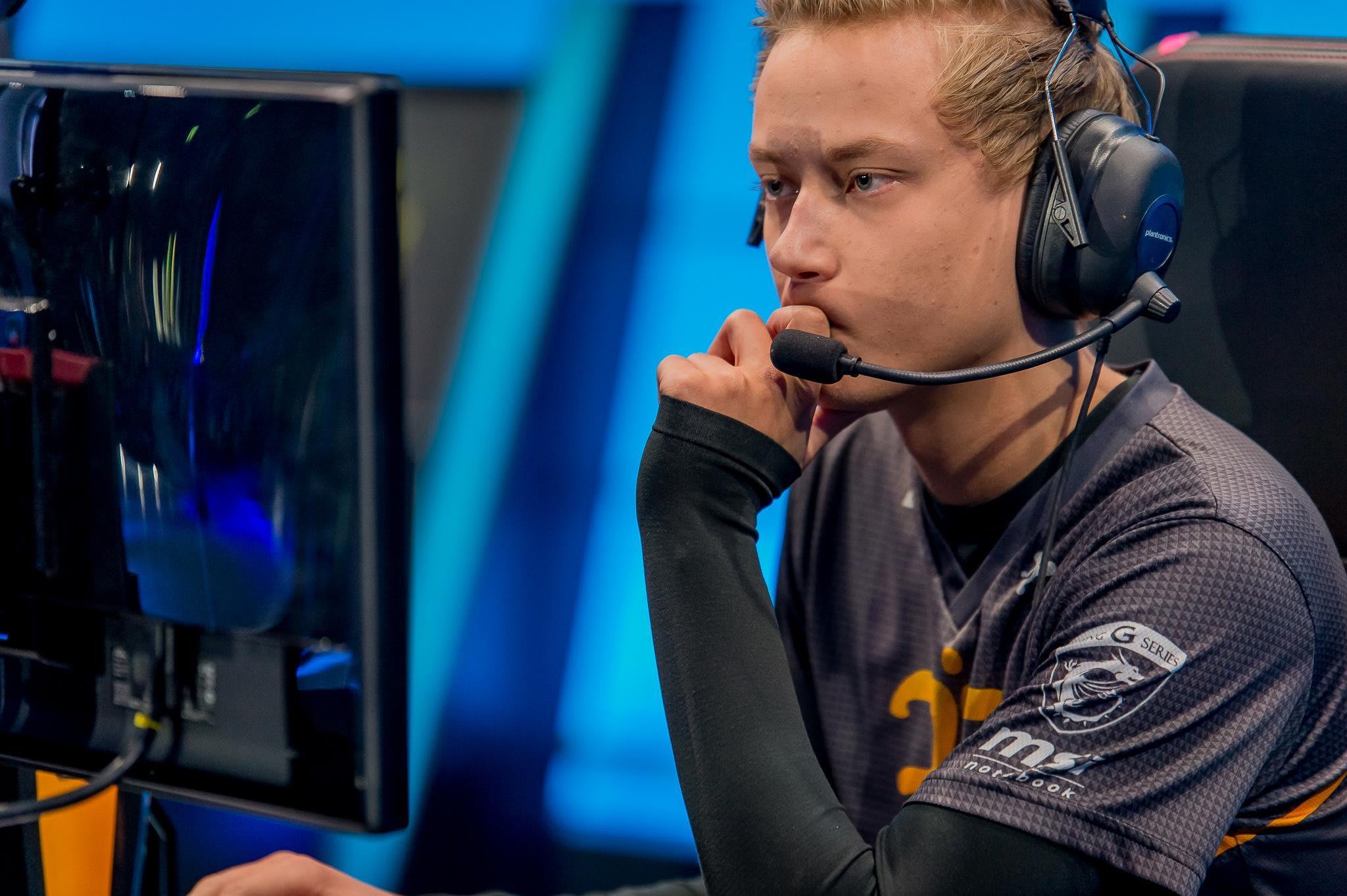 Did xPeke destroy Dade at Worlds? Yes, and much more | by Jack__ | Medium, image size:2048x1363